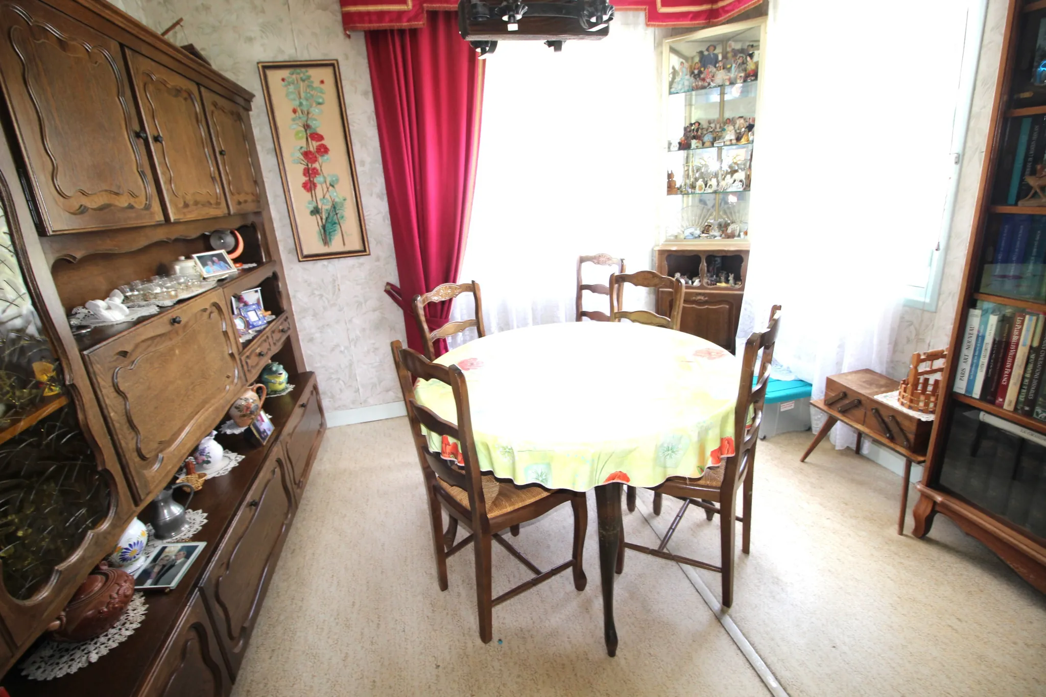 Charmante maison de style chalet à Yerres avec jardin de 372 m² 