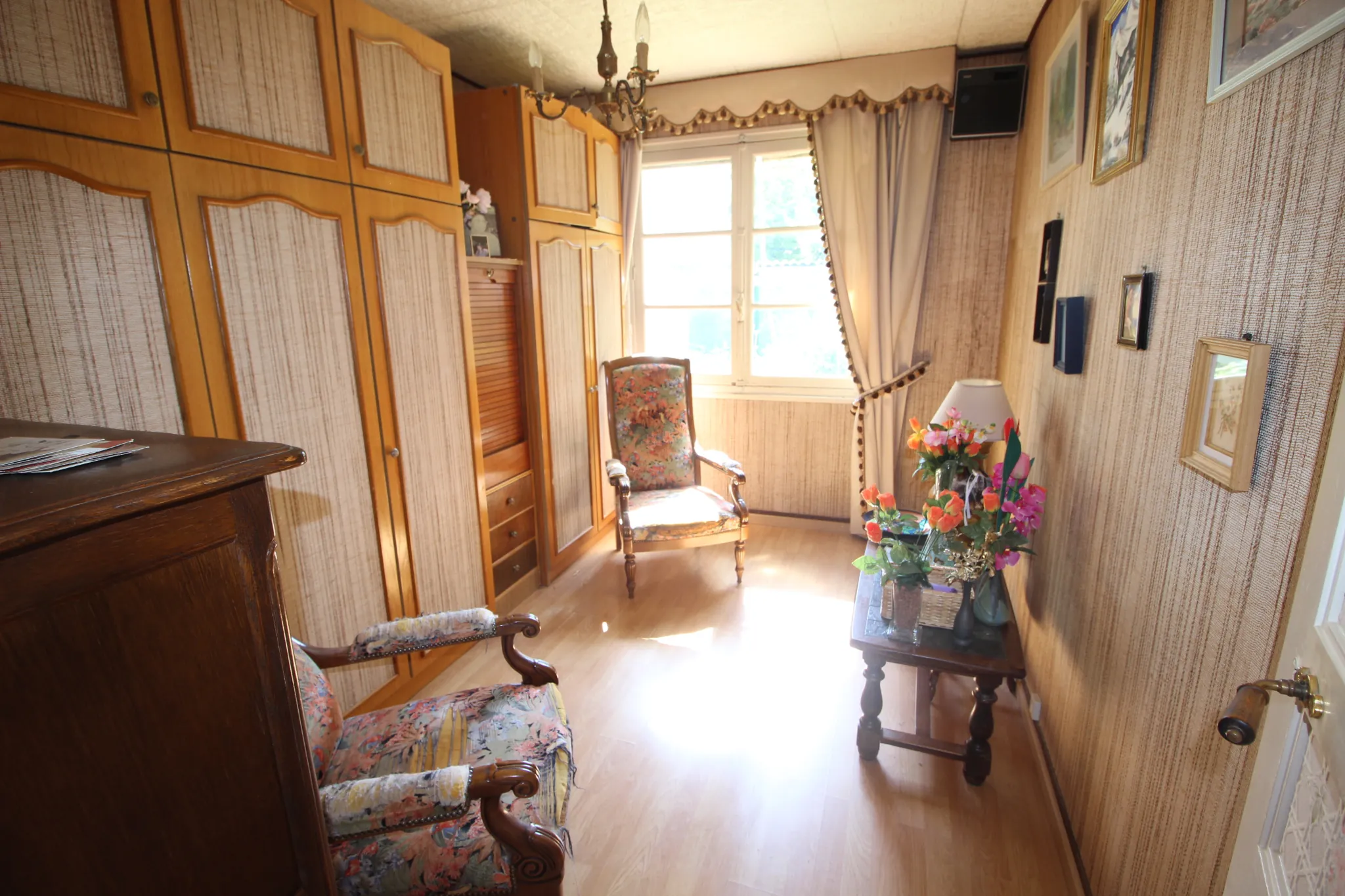 Charmante maison de style chalet à Yerres avec jardin de 372 m² 