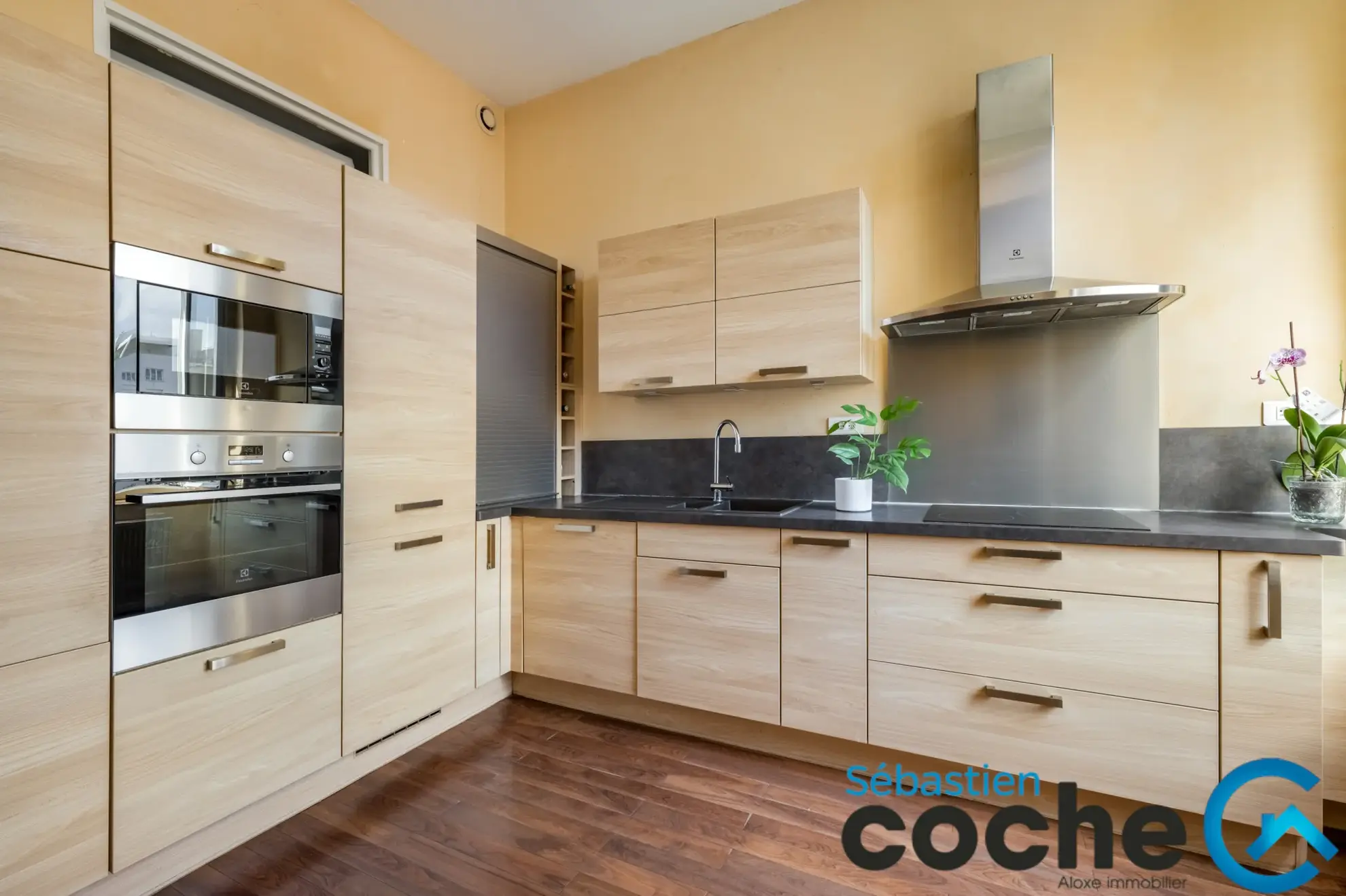 Appartement avec jardin privé de 78,85 m² à Lyon 3, proche tram, rénové en 2024 