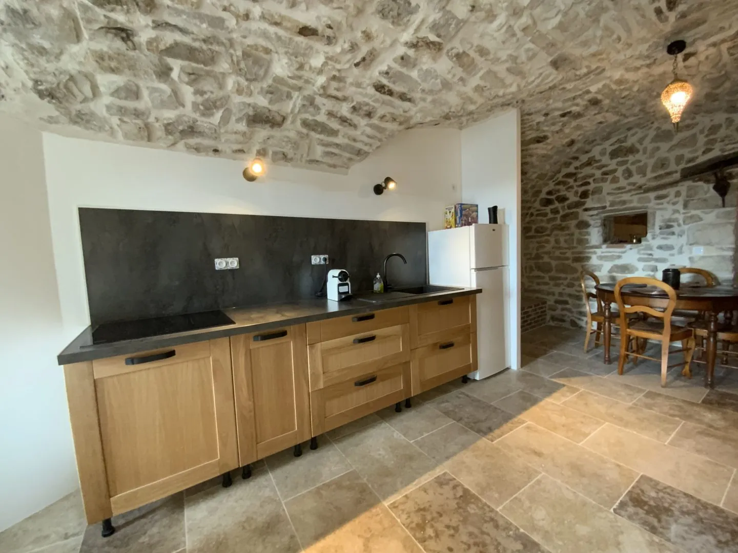 Maison de village à Vezenobres de 110 m² avec deux habitations et terrasse sud 