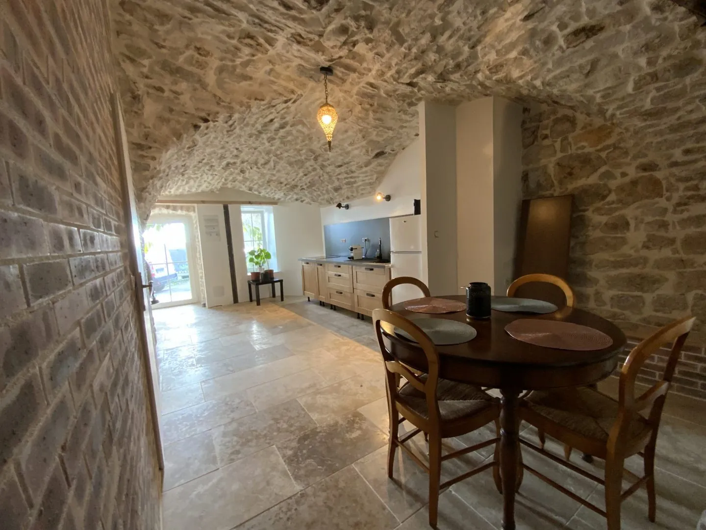 Maison de village à Vezenobres de 110 m² avec deux habitations et terrasse sud 