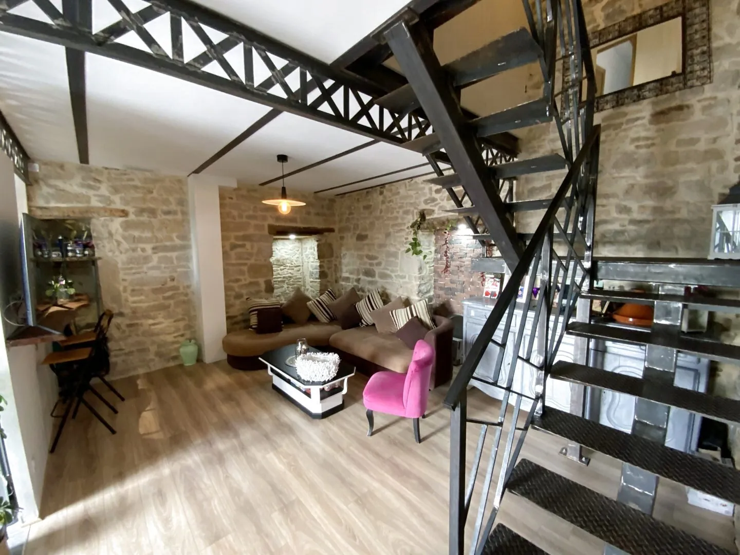 Maison de village à Vezenobres de 110 m² avec deux habitations et terrasse sud 