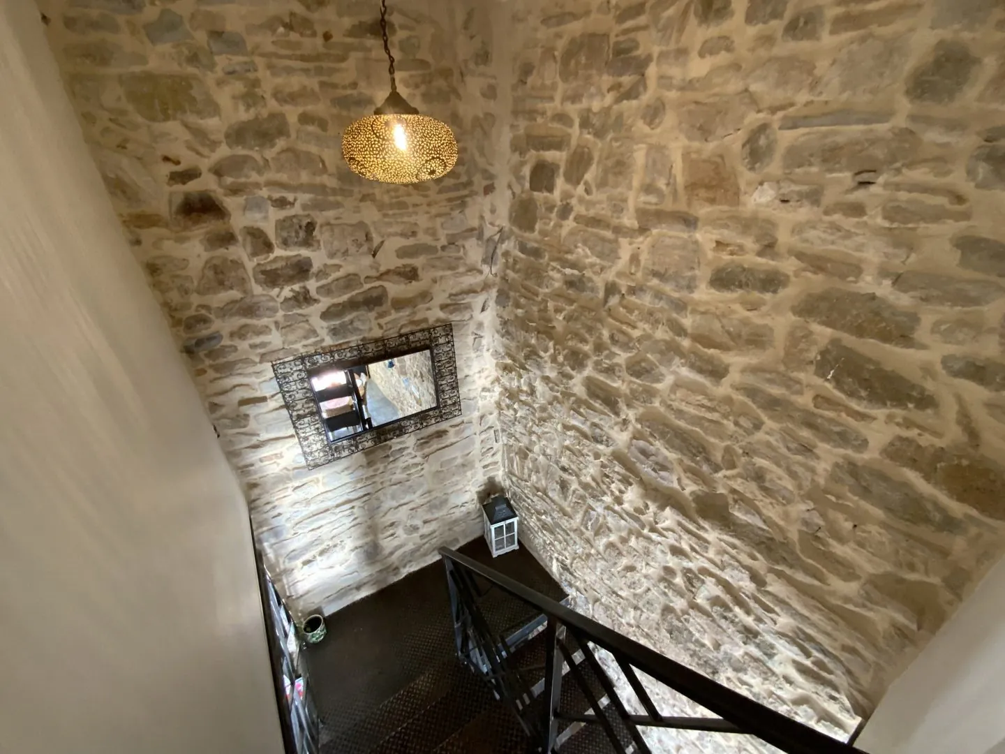 Maison de village à Vezenobres de 110 m² avec deux habitations et terrasse sud 