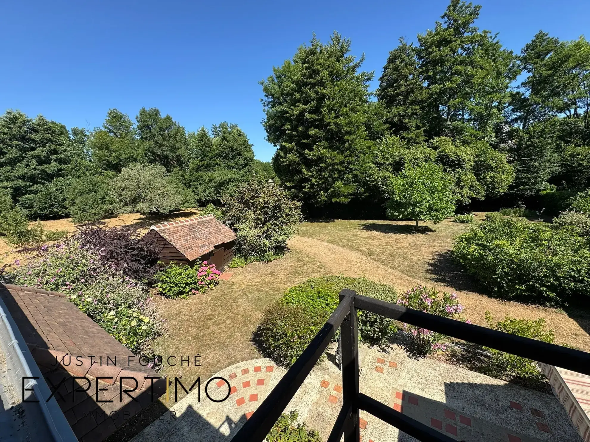 Maison de village rénovée de 120 m² à Semur en Vallon 