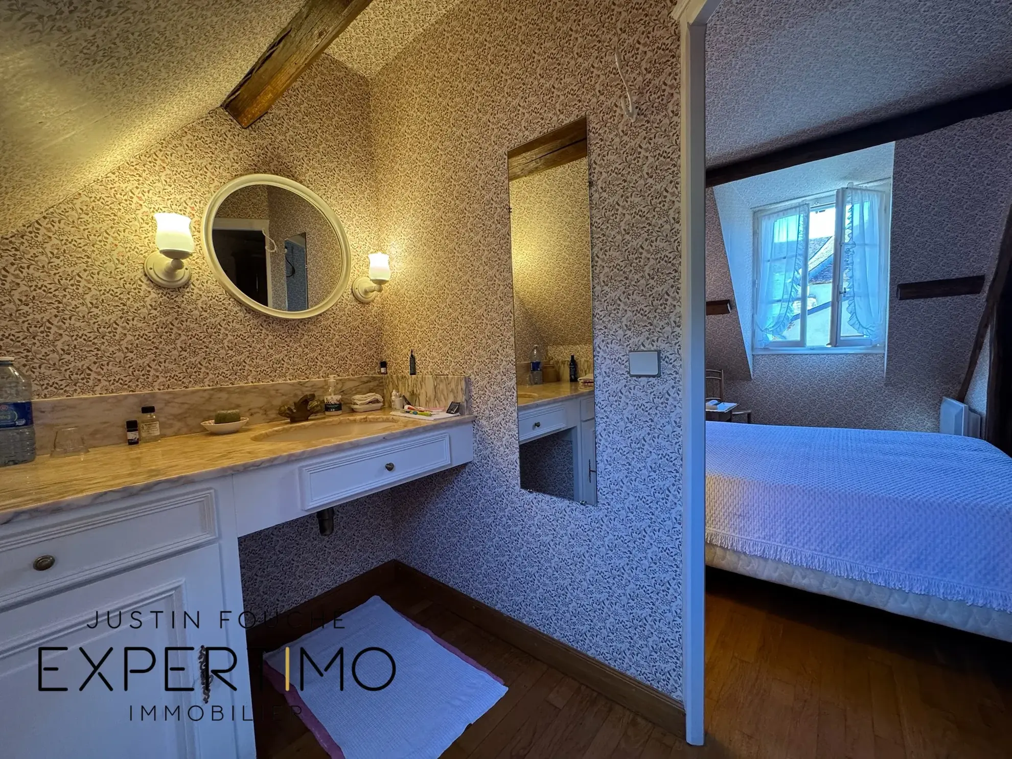 Maison de village rénovée de 120 m² à Semur en Vallon