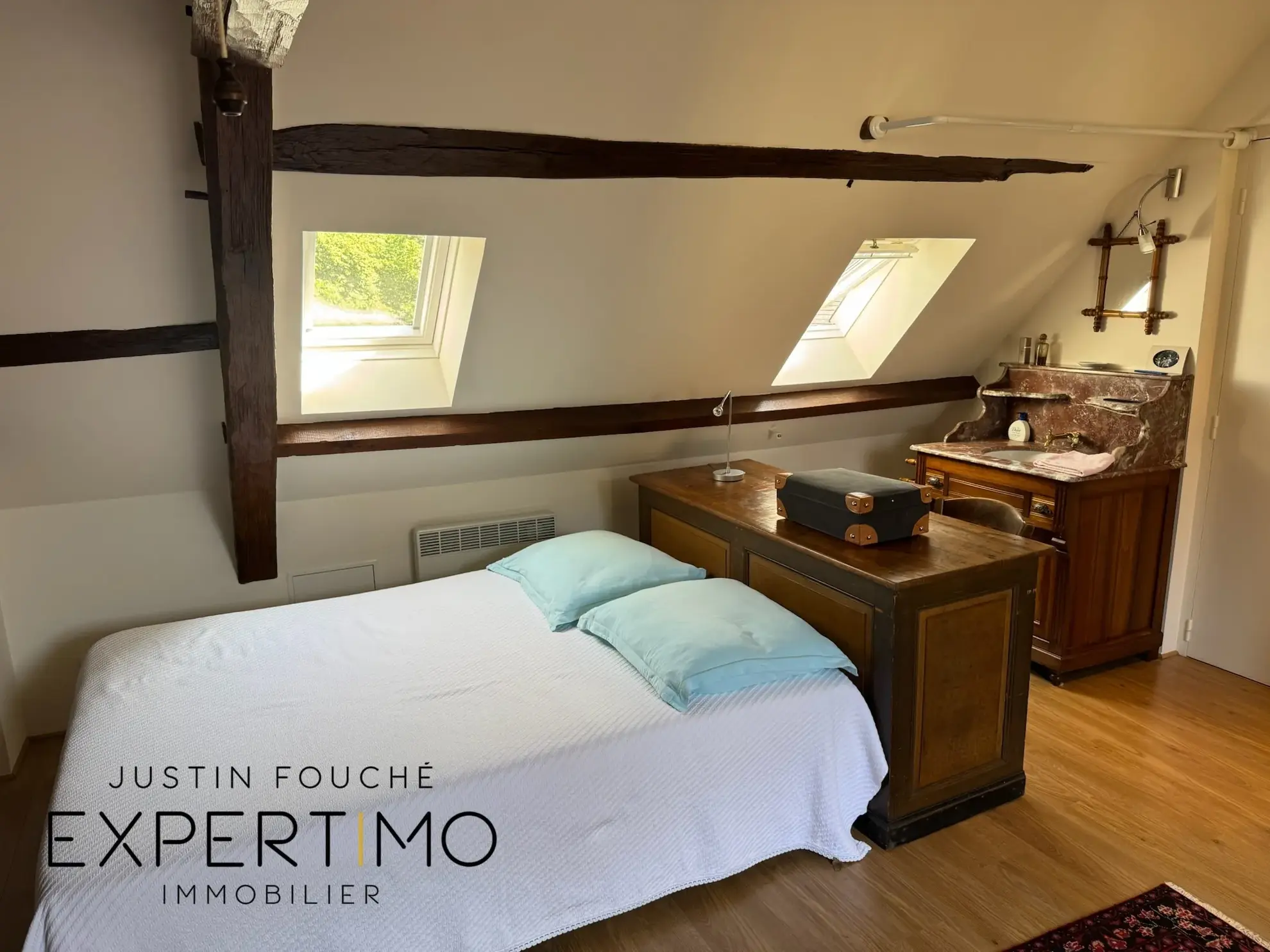 Maison de village rénovée de 120 m² à Semur en Vallon 