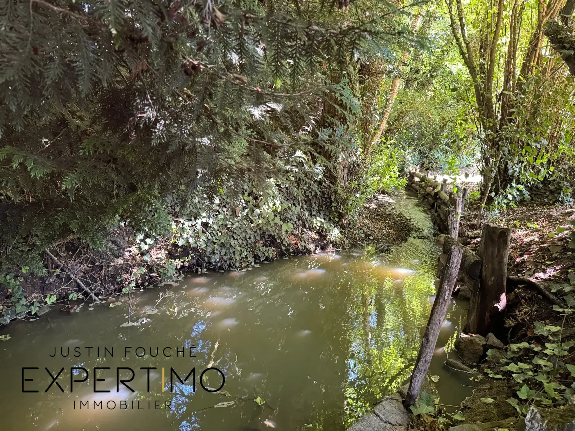 Maison de village rénovée de 120 m² à Semur en Vallon 