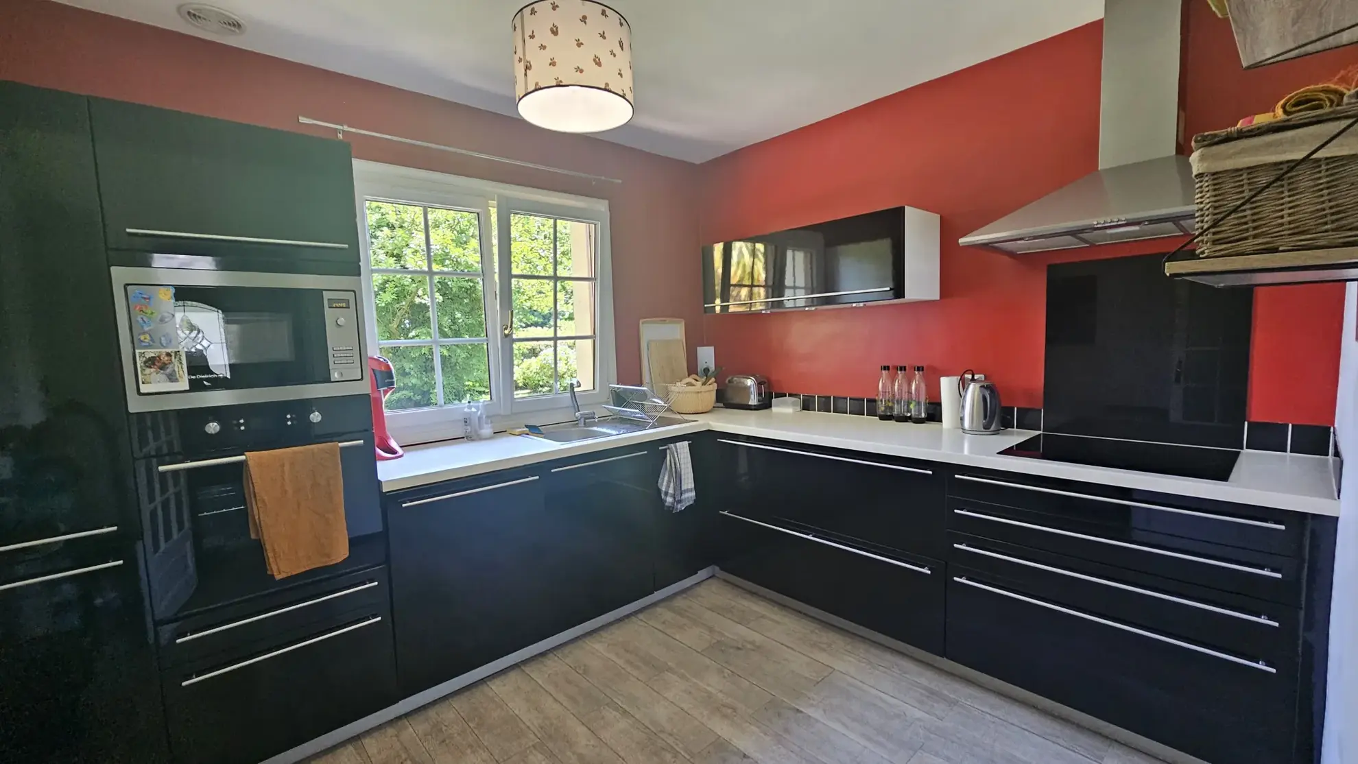 Maison à Riom avec jardin, véranda et grand sous-sol - Quartier calme 