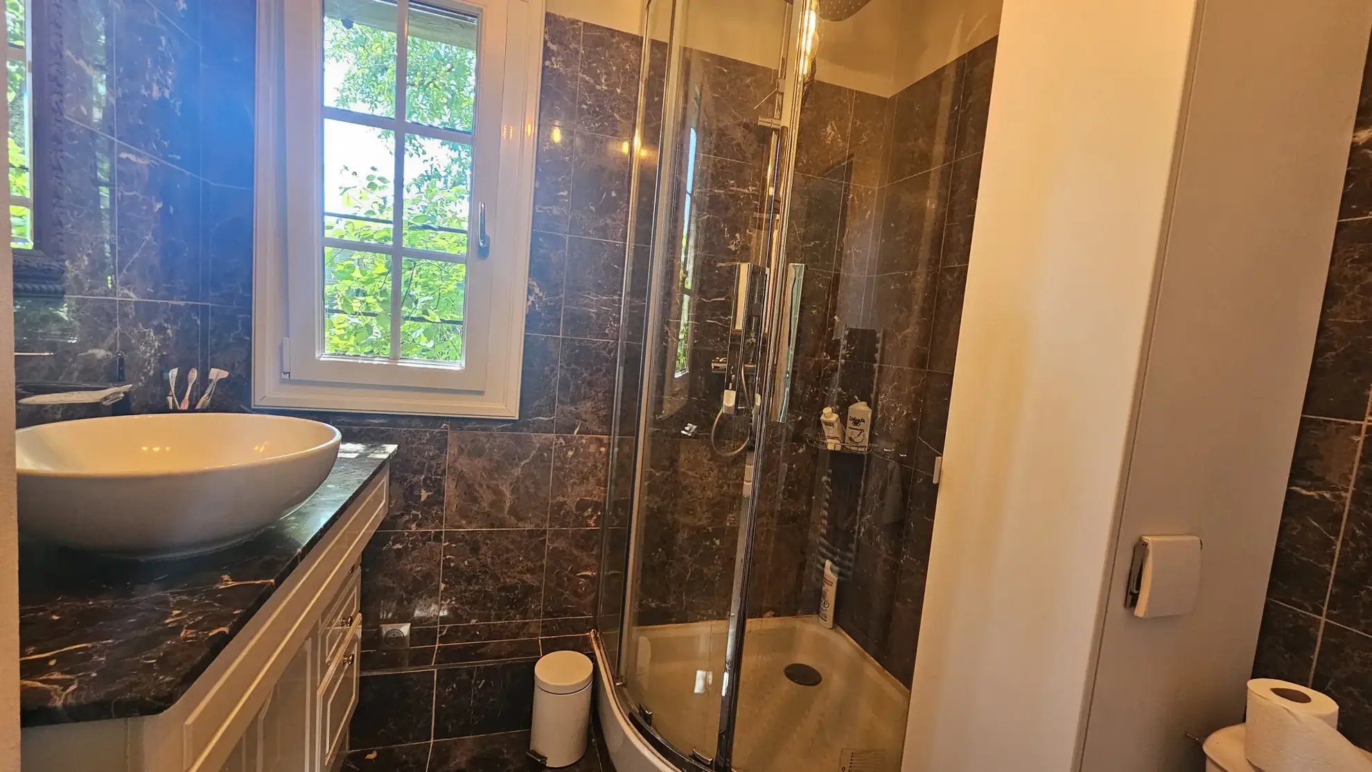 Maison à Riom avec jardin, véranda et grand sous-sol - Quartier calme 