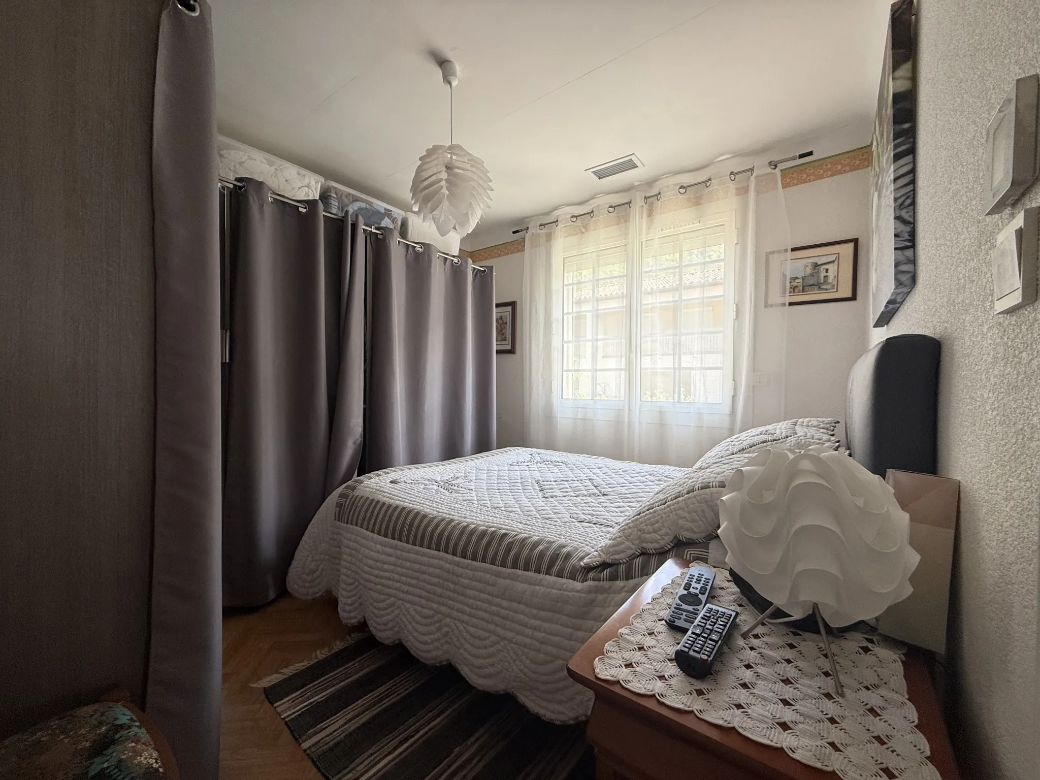 Maison avec piscine et véranda à Arles-sur-Tech - Charme et confort 