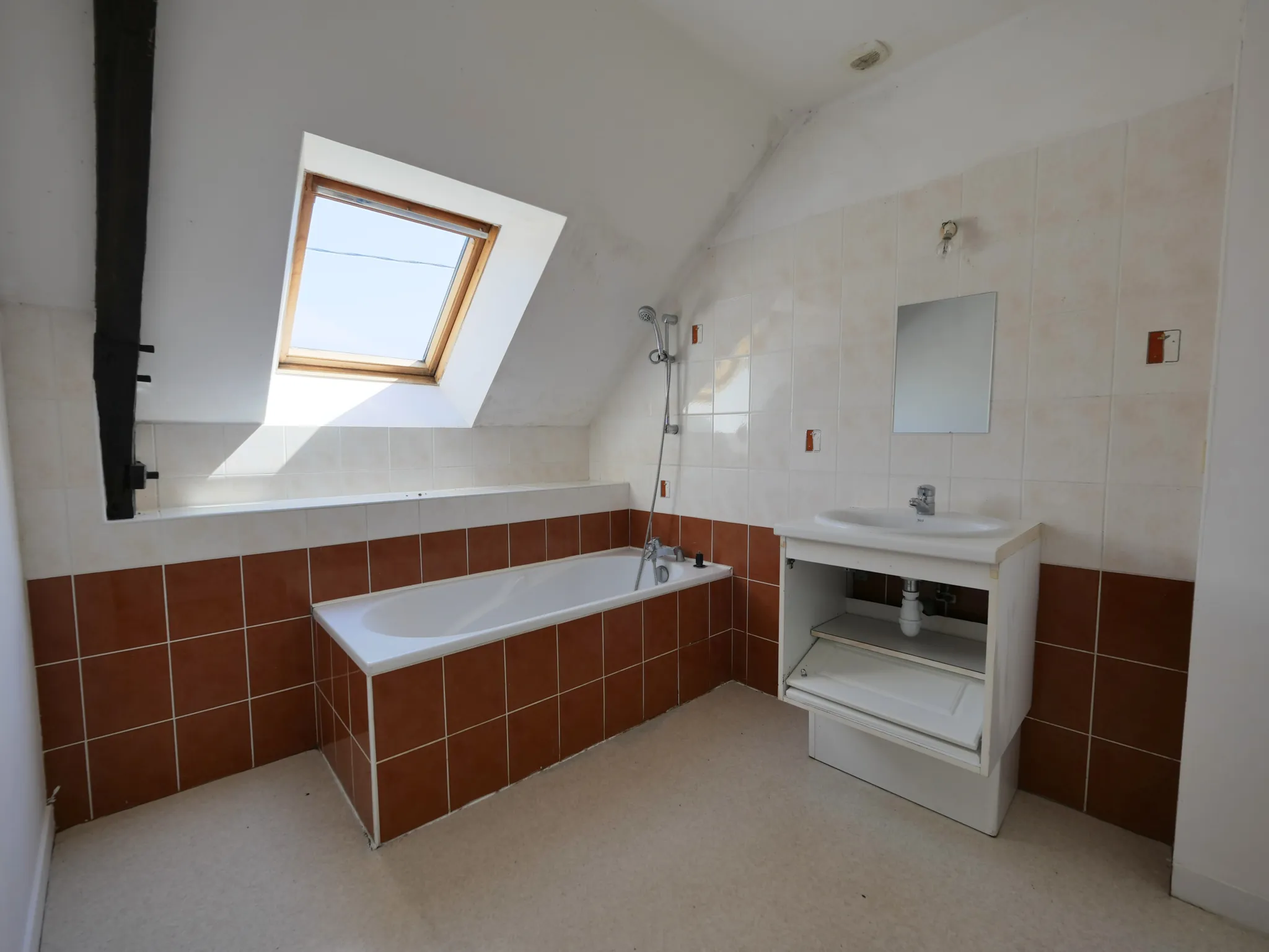 Charmante maison en pierre de 86 m² à Pipriac avec jardin et exposition sud 