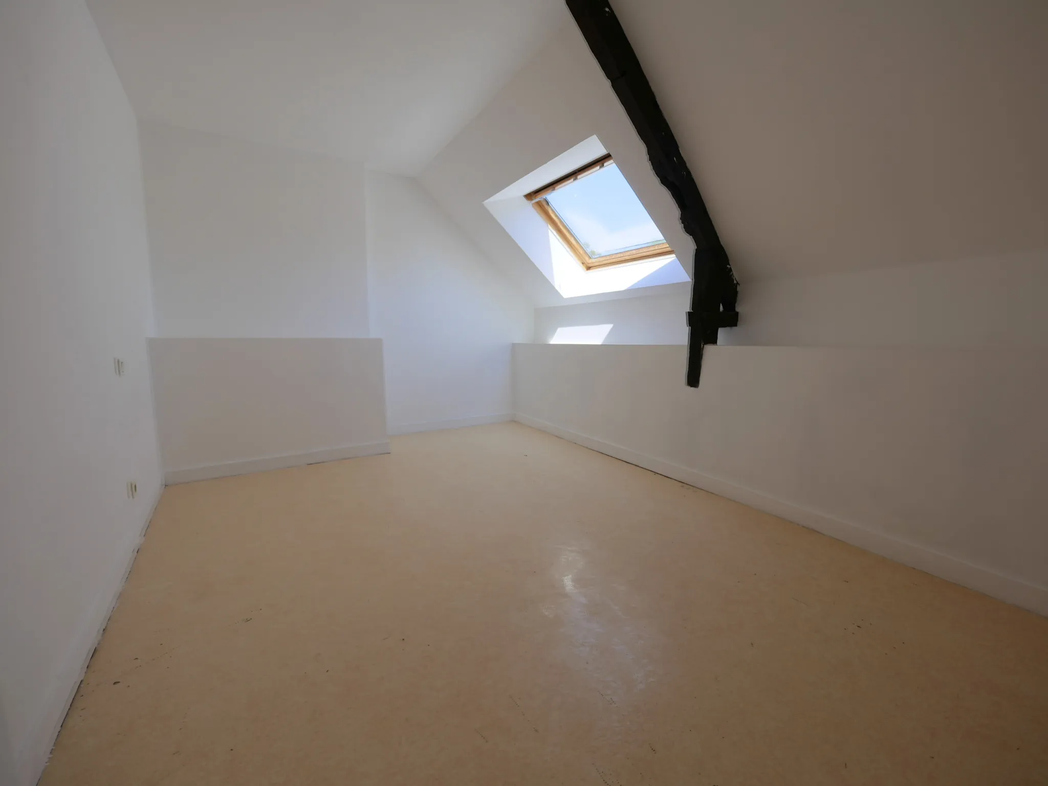 Charmante maison en pierre de 86 m² à Pipriac avec jardin et exposition sud 