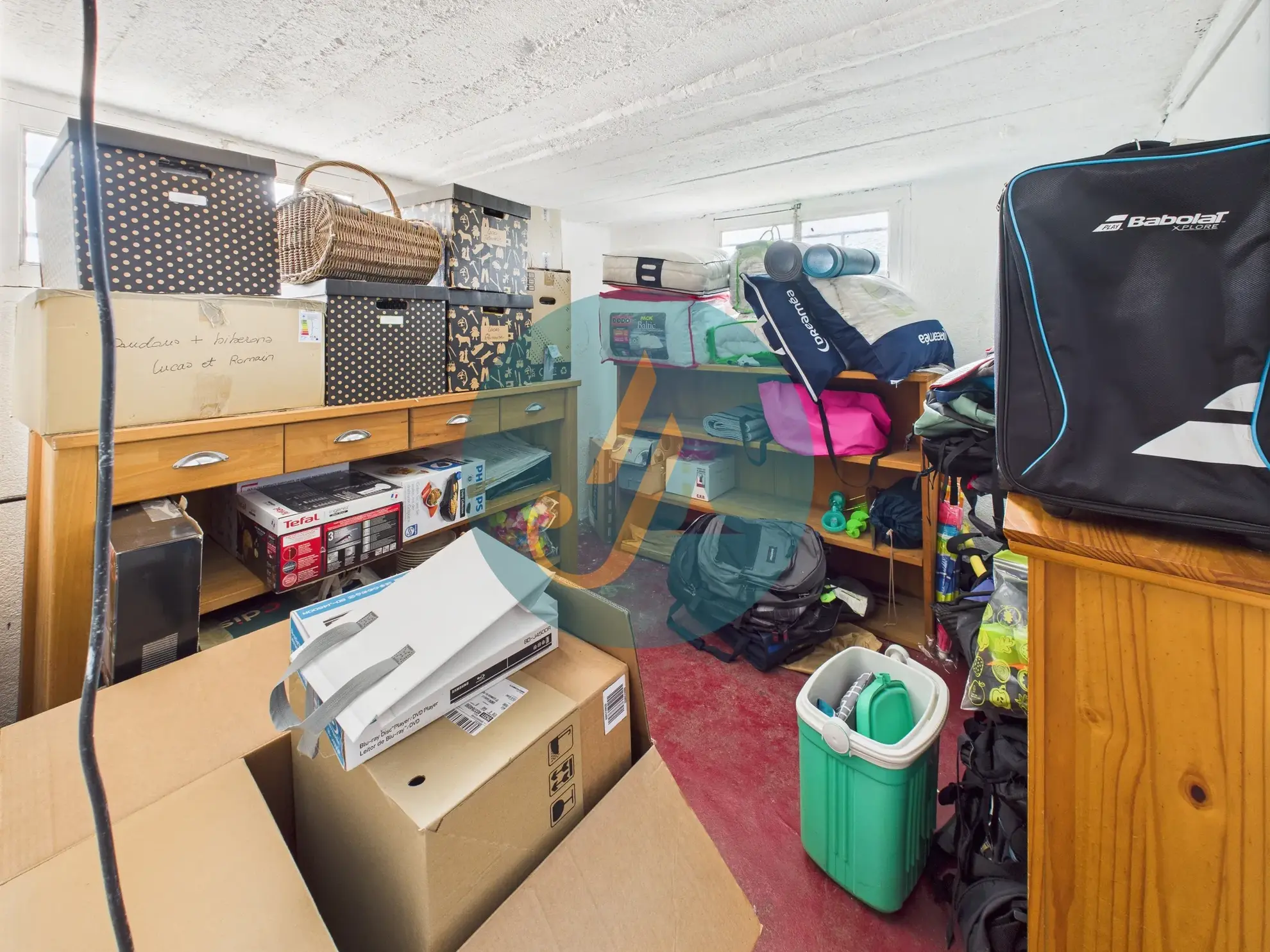 Belle maison familiale avec piscine et sous-sol complet à Nevers 