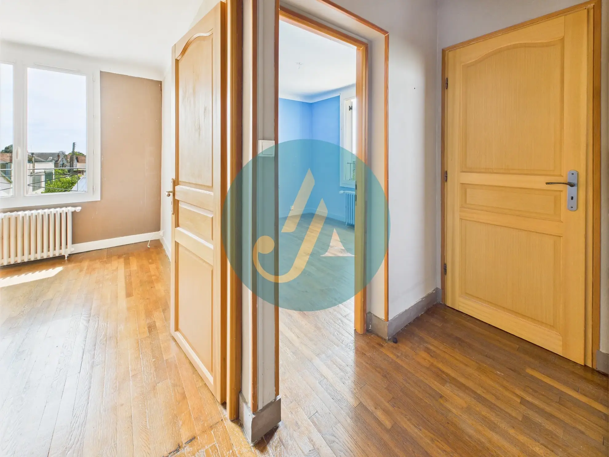 Belle maison familiale avec piscine et sous-sol complet à Nevers 