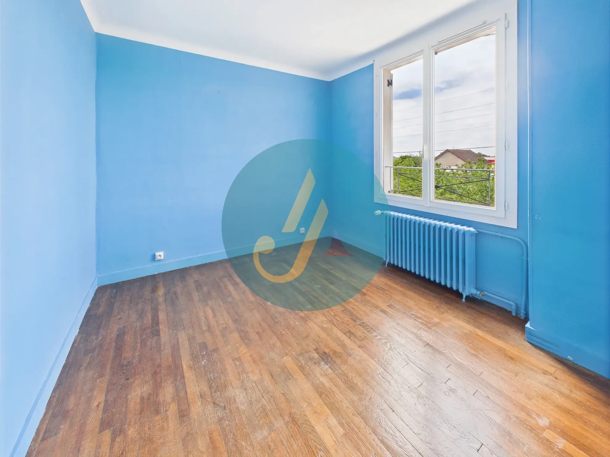 Belle maison familiale avec piscine et sous-sol complet à Nevers 