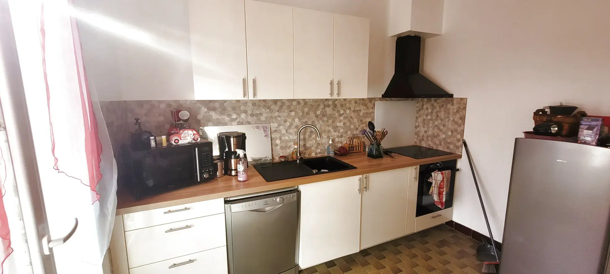 Maison d’investissement à Tocane Saint-Apré avec revenu locatif annuel de 17 196 € 