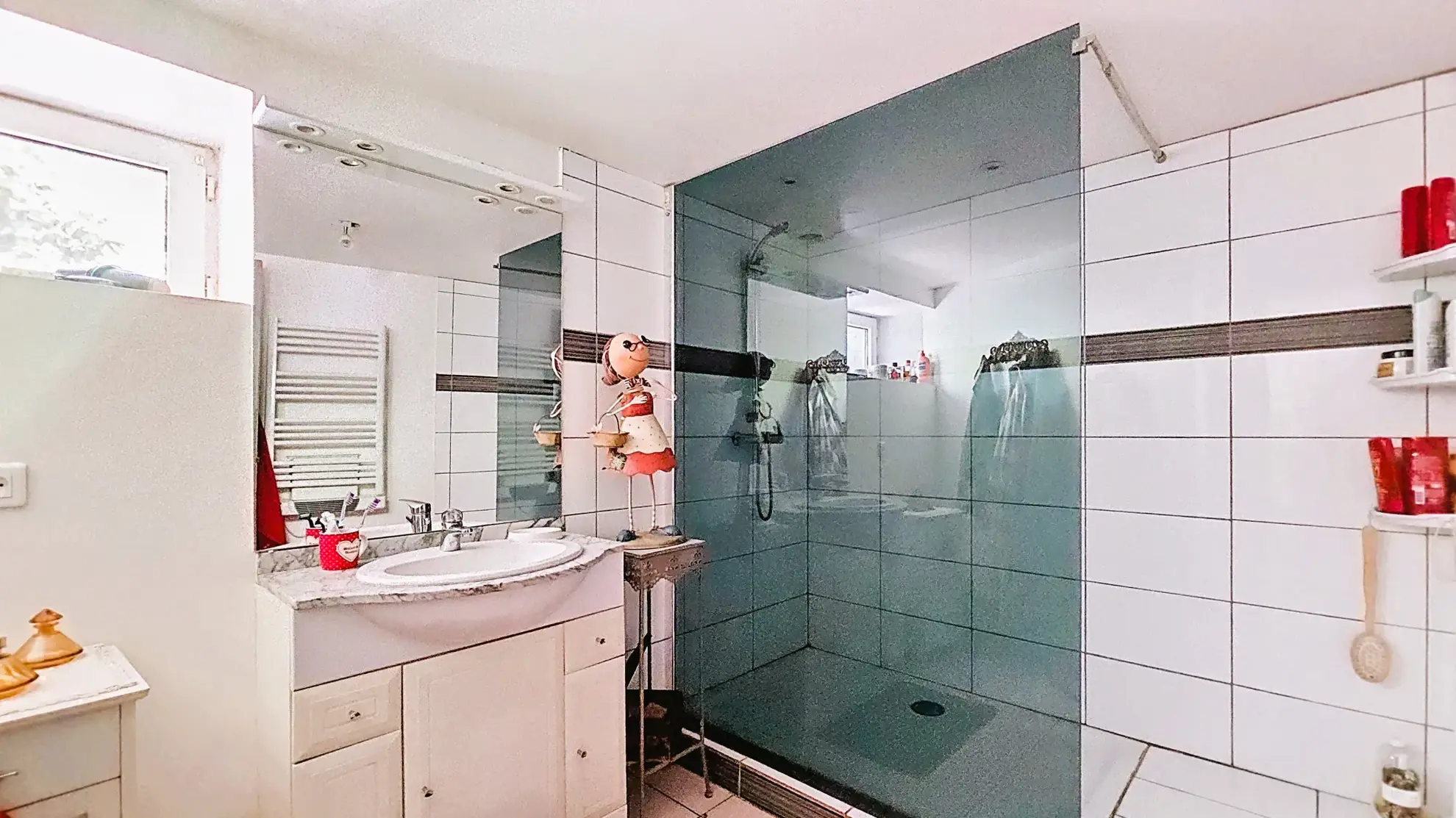 Charmant 2 pièces avec terrasse et vue mer à Bandol 