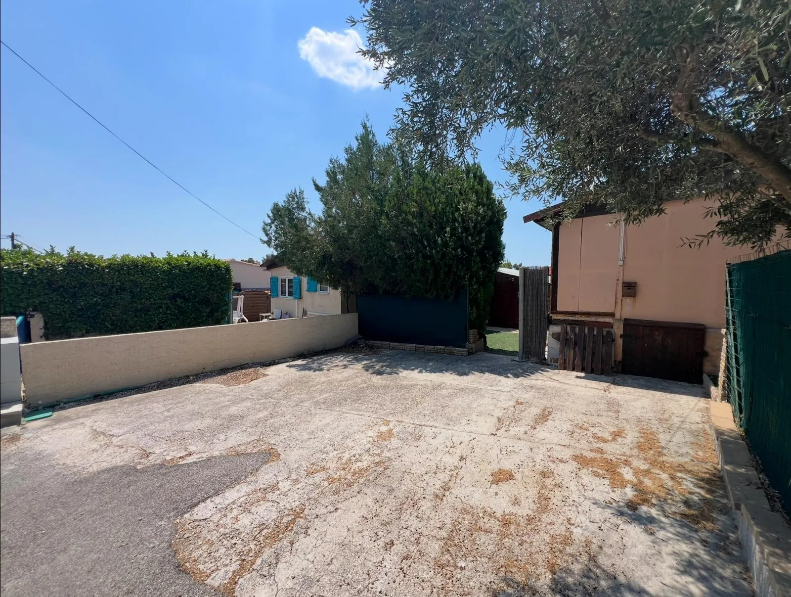 Maison de 61 m² avec piscine et jardin à Le Castellet - Opportunité d'investissement ou résidence principale 