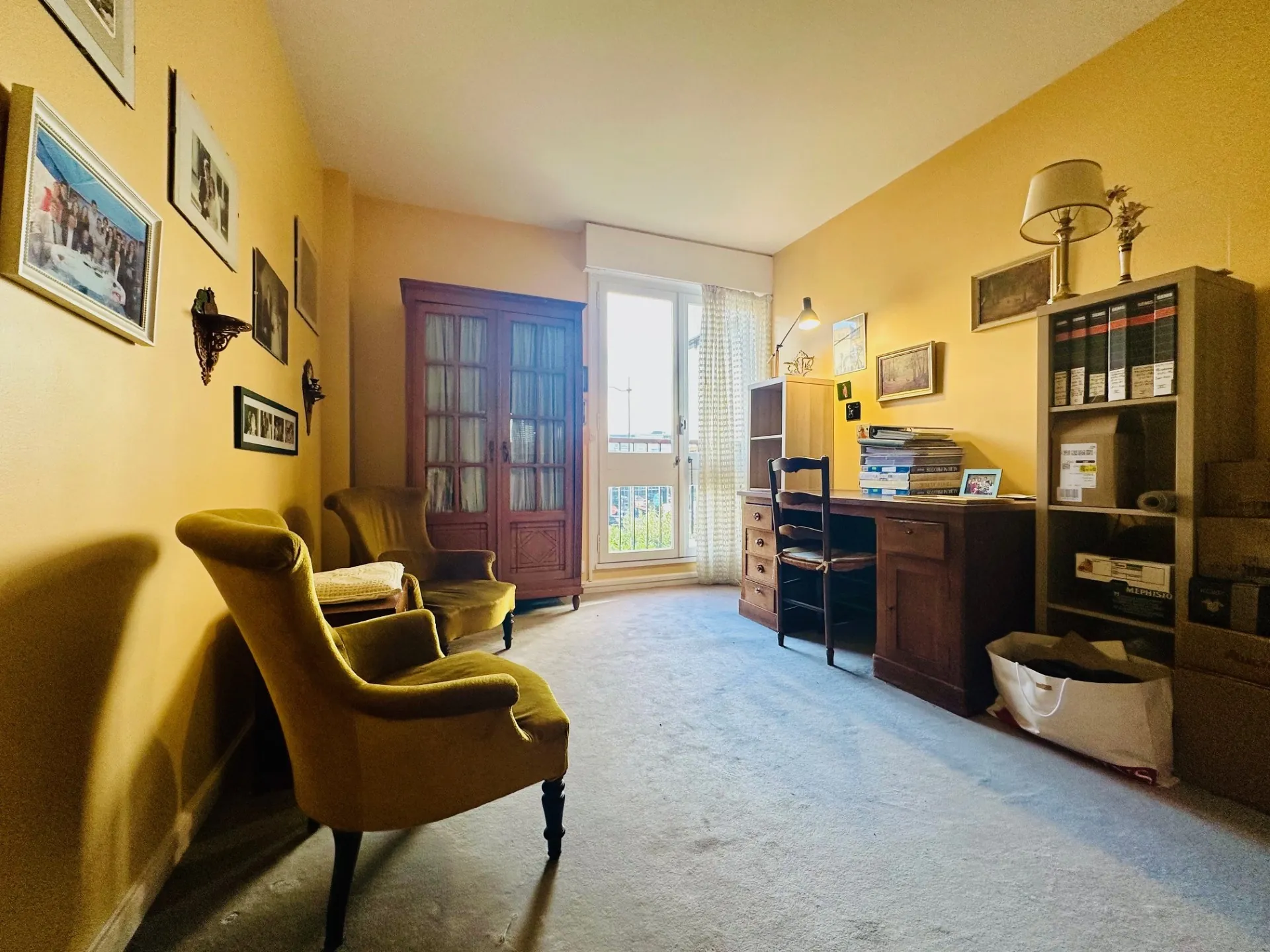 Appartement 3/4 pièces lumineux avec parking et cave proche Parly 2 