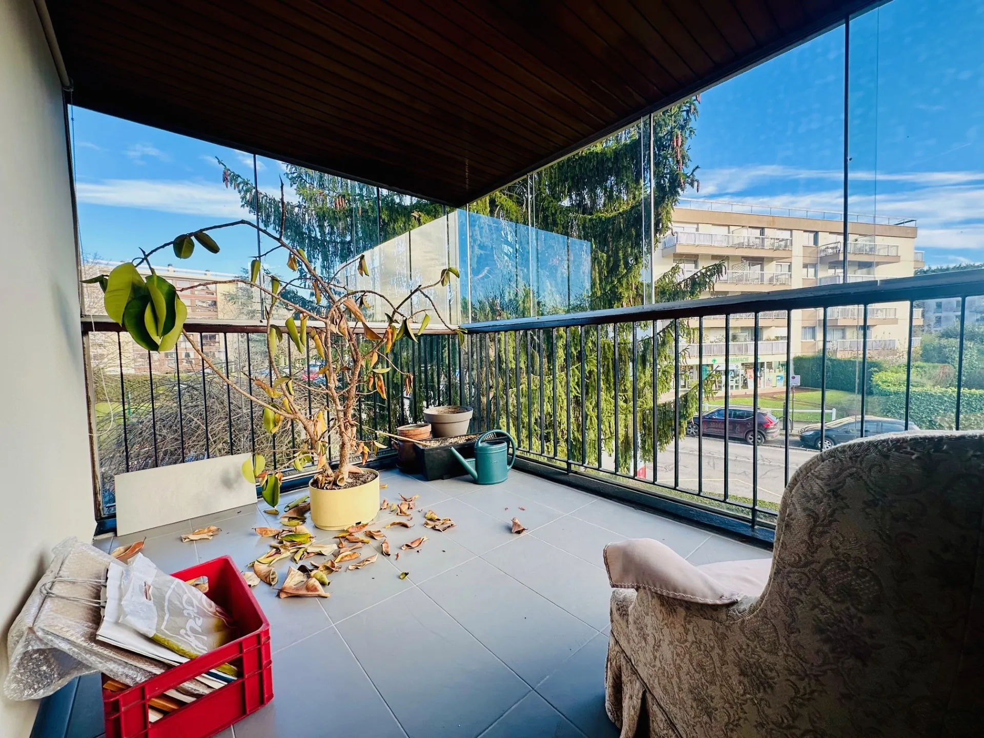 Appartement 3/4 pièces lumineux avec parking et cave proche Parly 2 