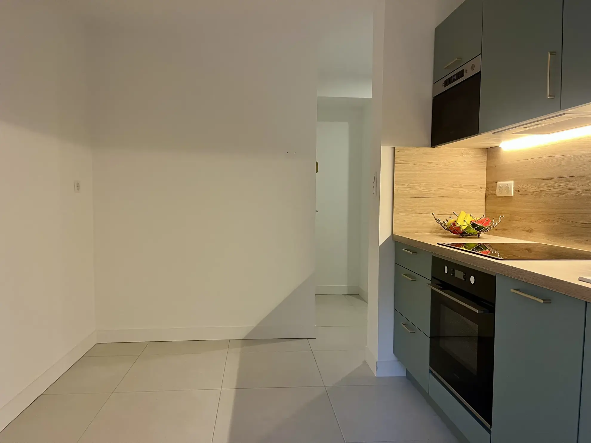 Appartement T2 rénové avec parking et cave à Sète dans le quartier Triolet 