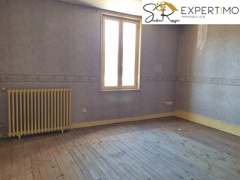 Maison à vendre avec deux appartements indépendants à Saint-Éloy-les-Mines 