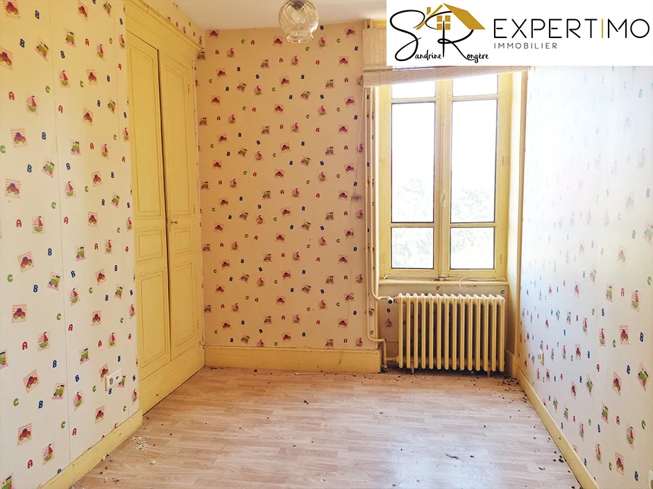 Maison à vendre avec deux appartements indépendants à Saint-Éloy-les-Mines 