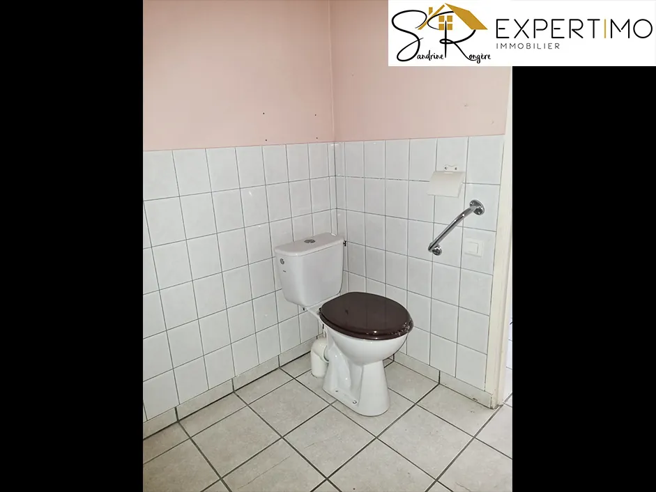 Maison à vendre avec deux appartements indépendants à Saint-Éloy-les-Mines 