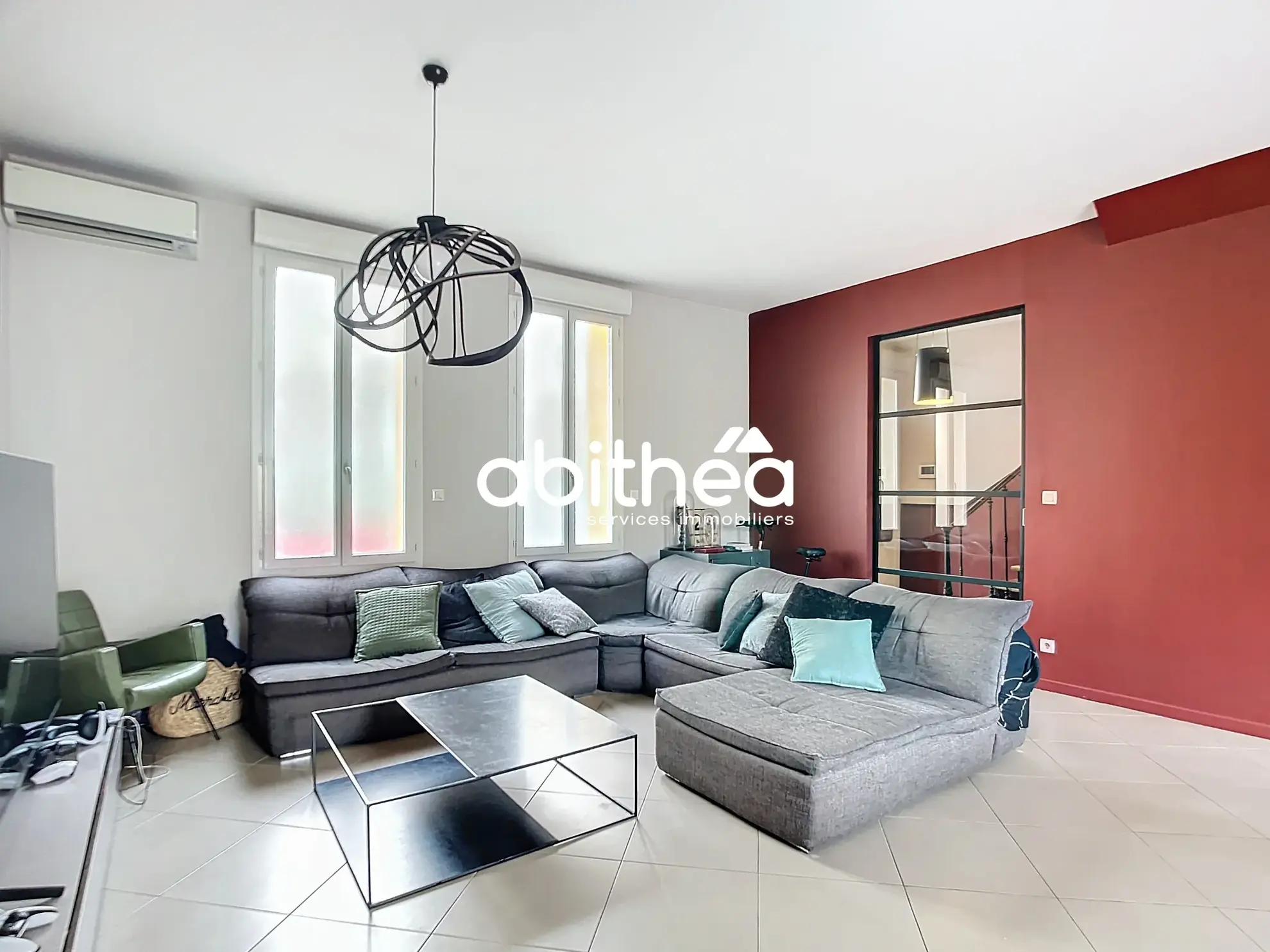 Maison de ville rénovée avec piscine et terrasse à Béziers - 135 m²