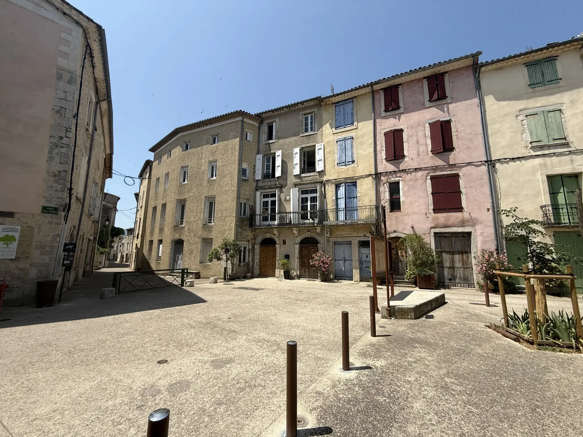 Appartement 4 pièces rénové avec terrasse et cave à Ganges