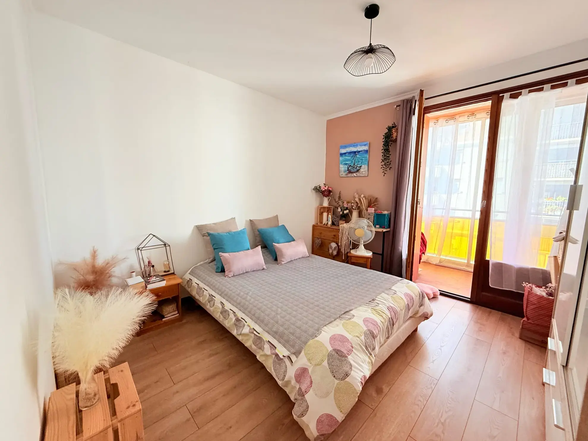 Appartement T3 lumineux à Toulon Bon Rencontre avec terrasse, cave et parking 