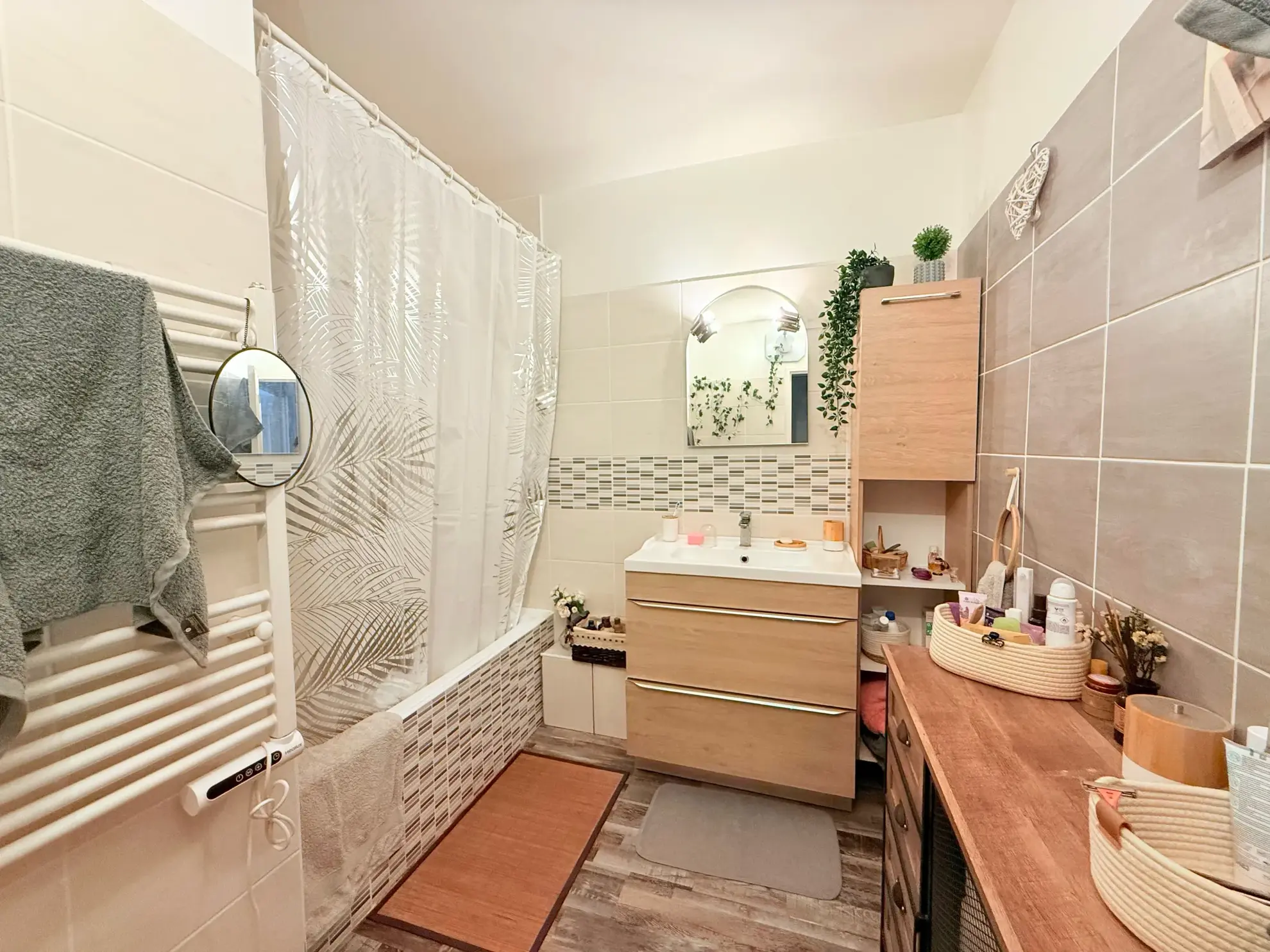 Appartement T3 lumineux à Toulon Bon Rencontre avec terrasse, cave et parking 