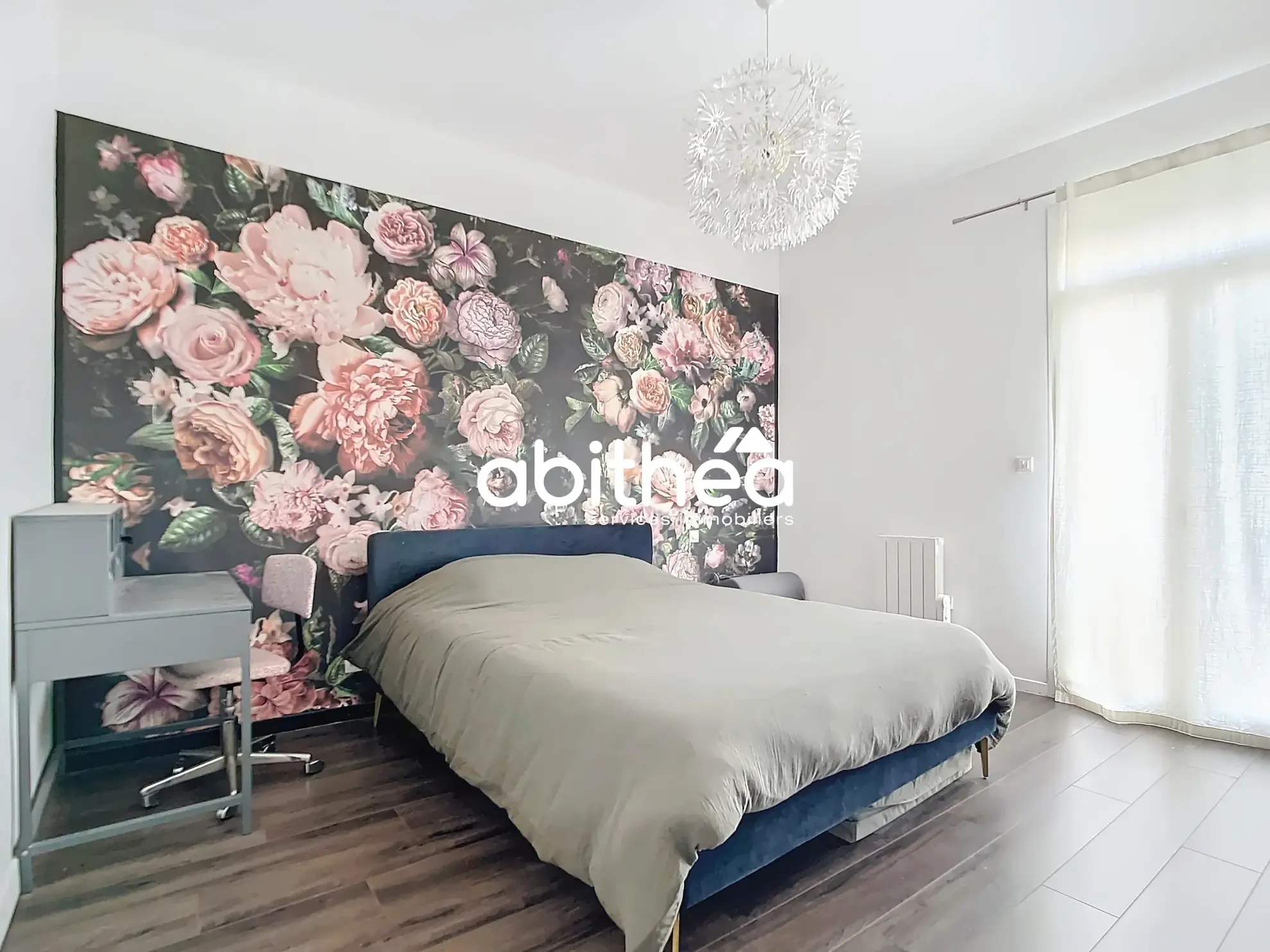 Maison de ville rénovée avec piscine et extérieur à Béziers 