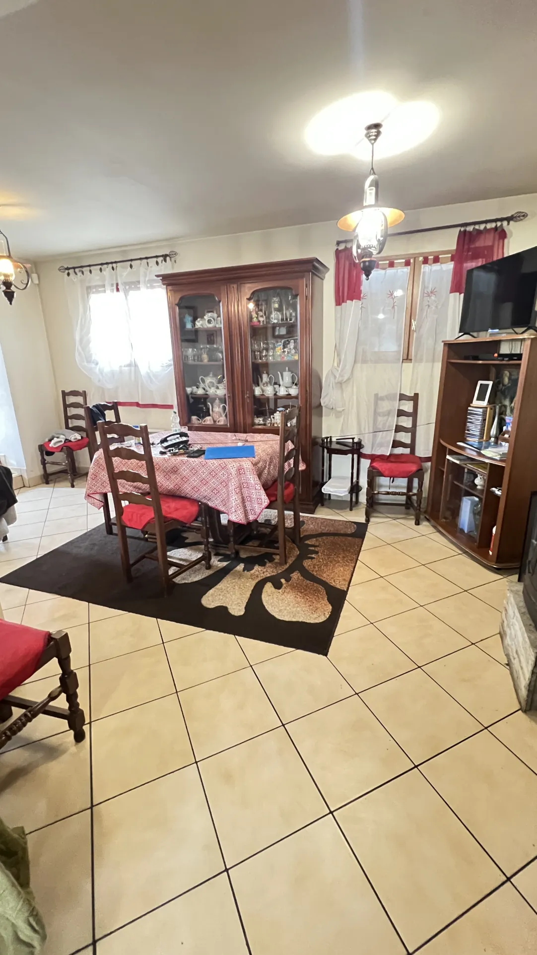 Charmante maison de 60m² à Vayres-sur-Essonne avec jardin et proximité des écoles 