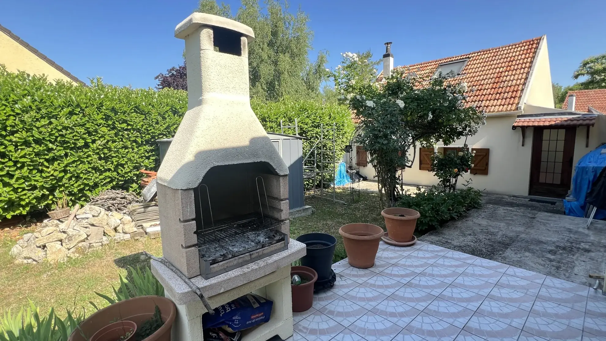 Charmante maison de 60m² à Vayres-sur-Essonne avec jardin et proximité des écoles 