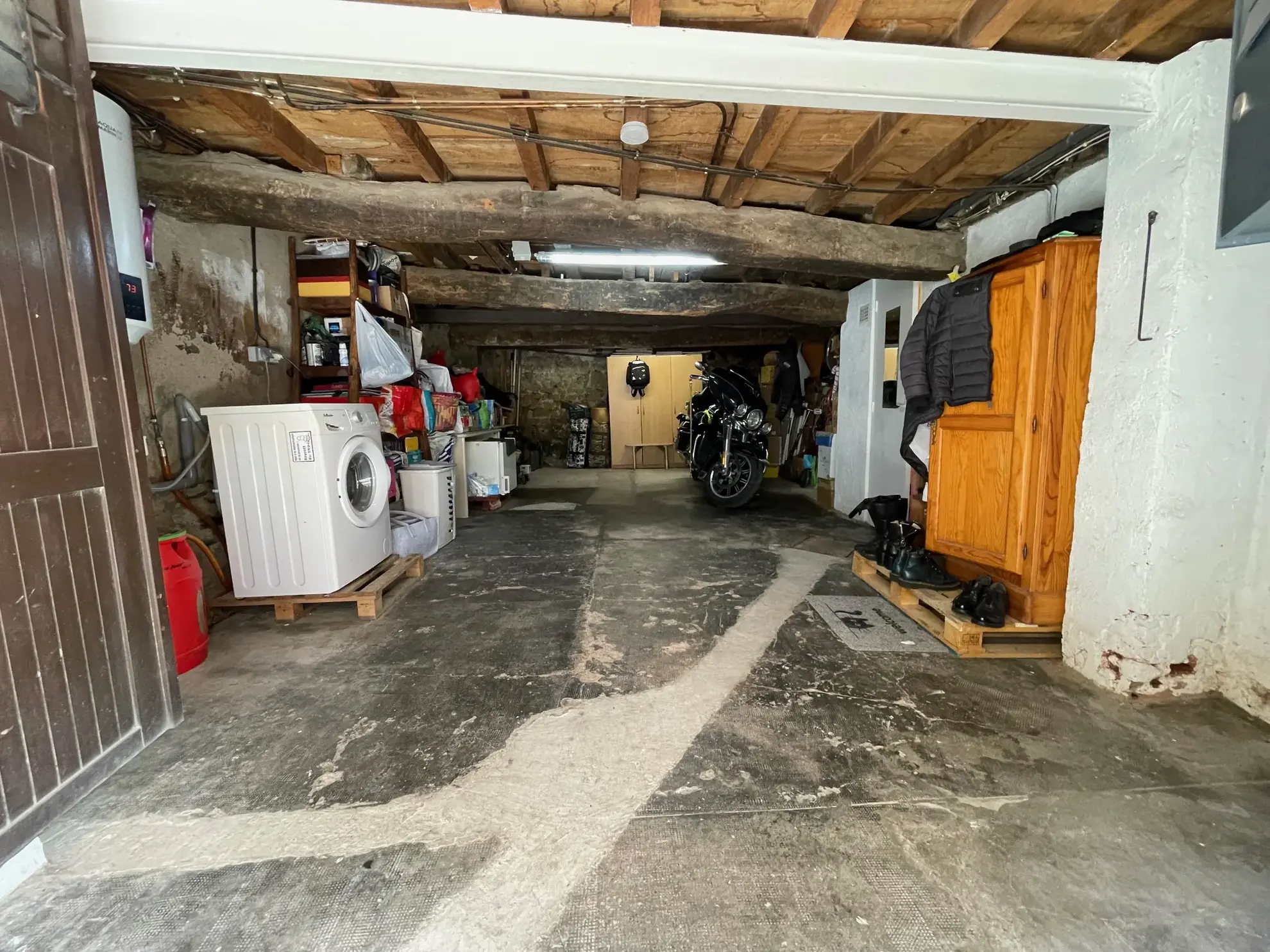 A vendre maison de village à Pézenas avec garage et 2 chambres 