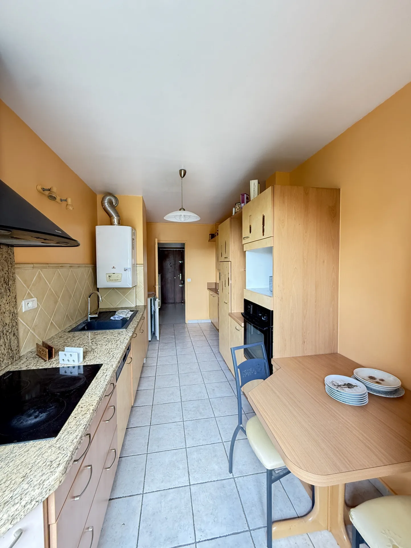 Appartement 3 pièces avec garage et parking à Montpellier Figuerolles 