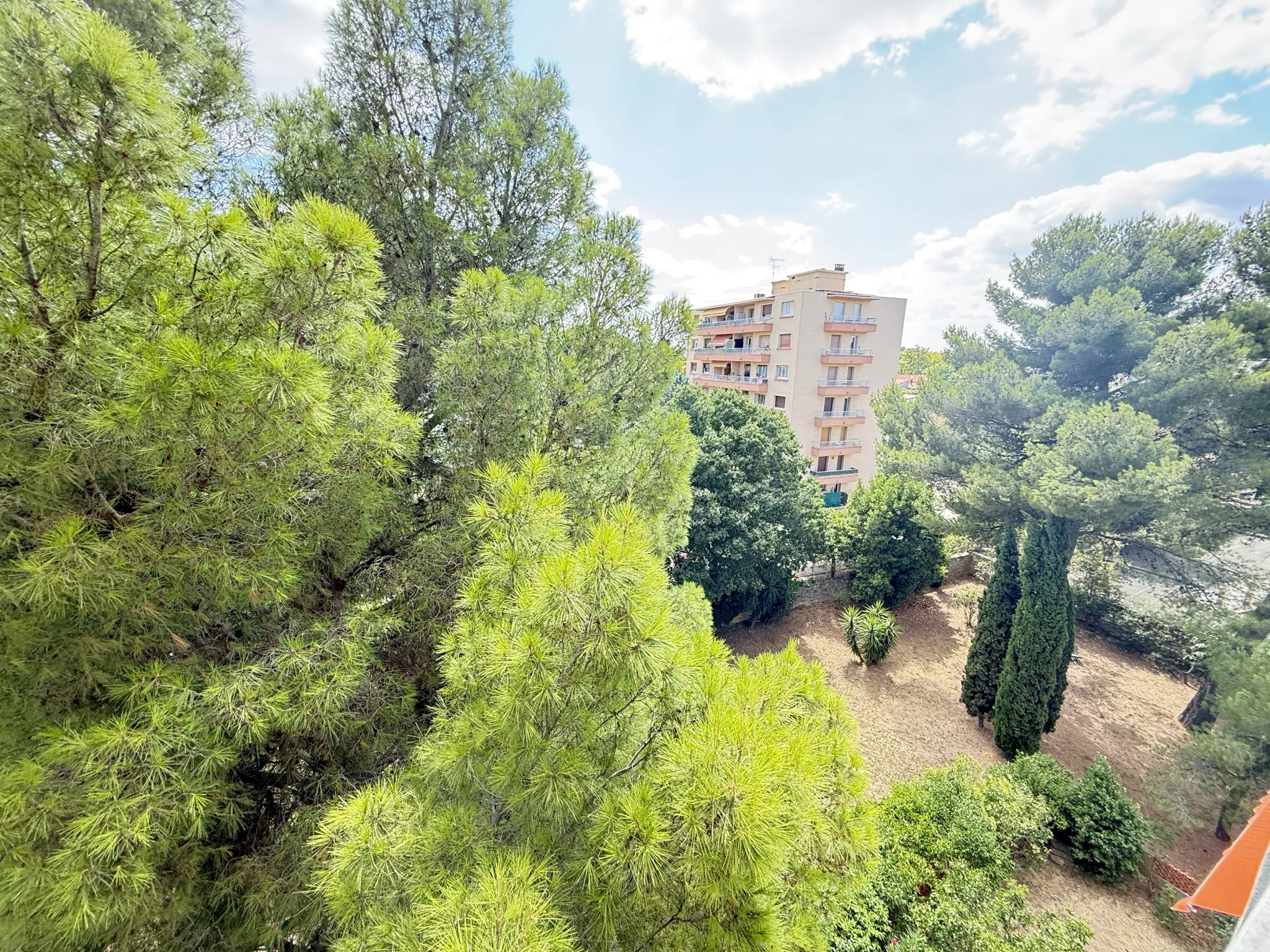 Appartement 3 pièces avec garage et parking à Montpellier Figuerolles 
