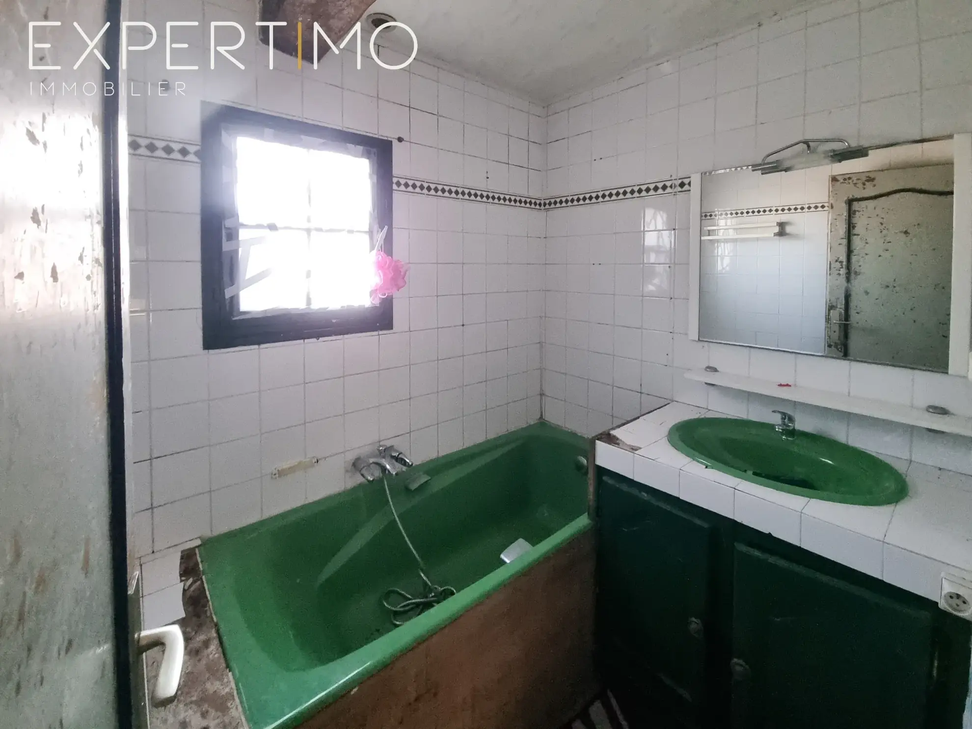 Maison à vendre à Saint-Riquier-en-Rivière de 250 m² sur 6214 m² 