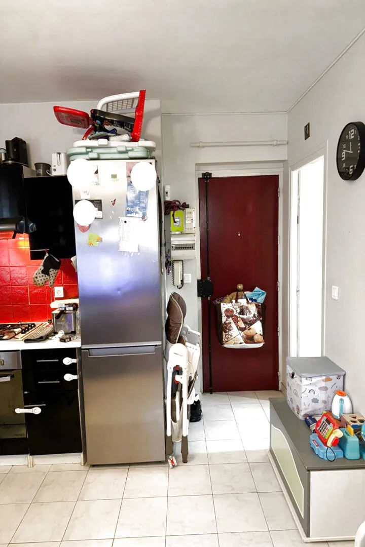 Appartment Type 2 rénové à Gardanne 13120 proche commodités 