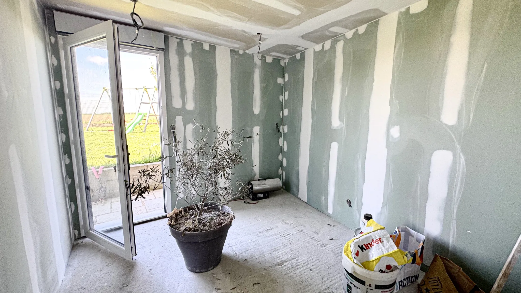 Maison familiale à vendre à Illiers-Combray, 7 pièces, proche Chartres 