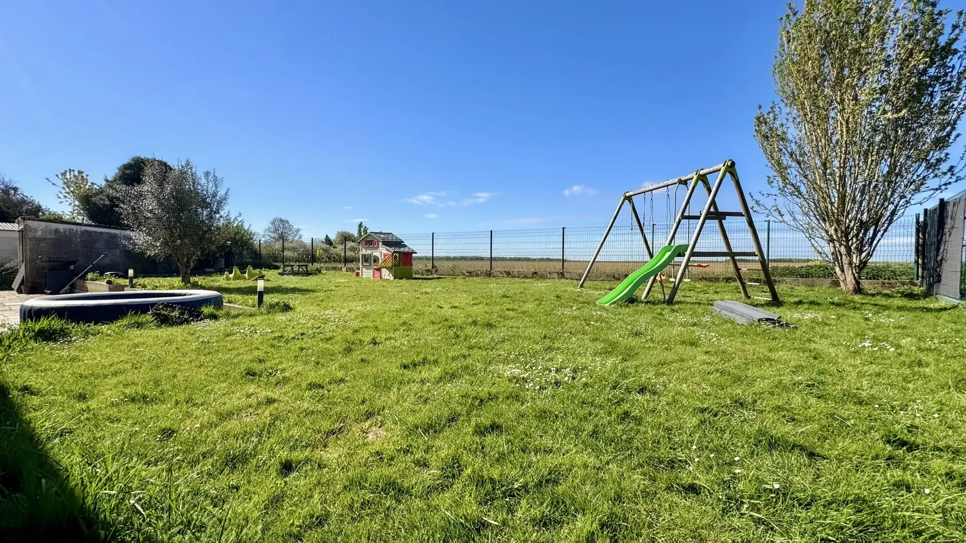 Maison familiale à vendre à Illiers-Combray, 7 pièces, proche Chartres 
