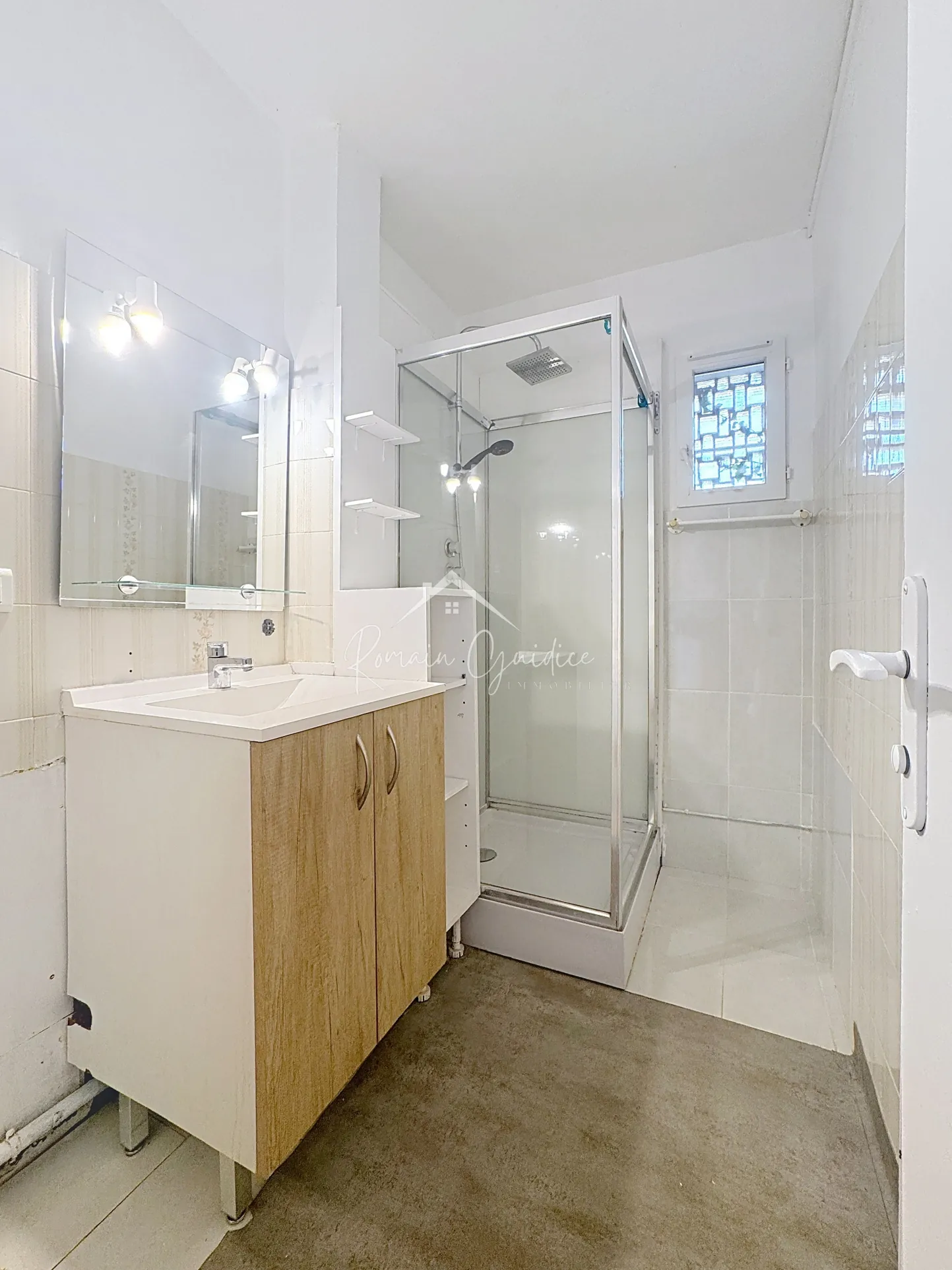 Appartement T3 de 62 m² avec vue dégagée à Millau, idéal premier achat ou investissement 