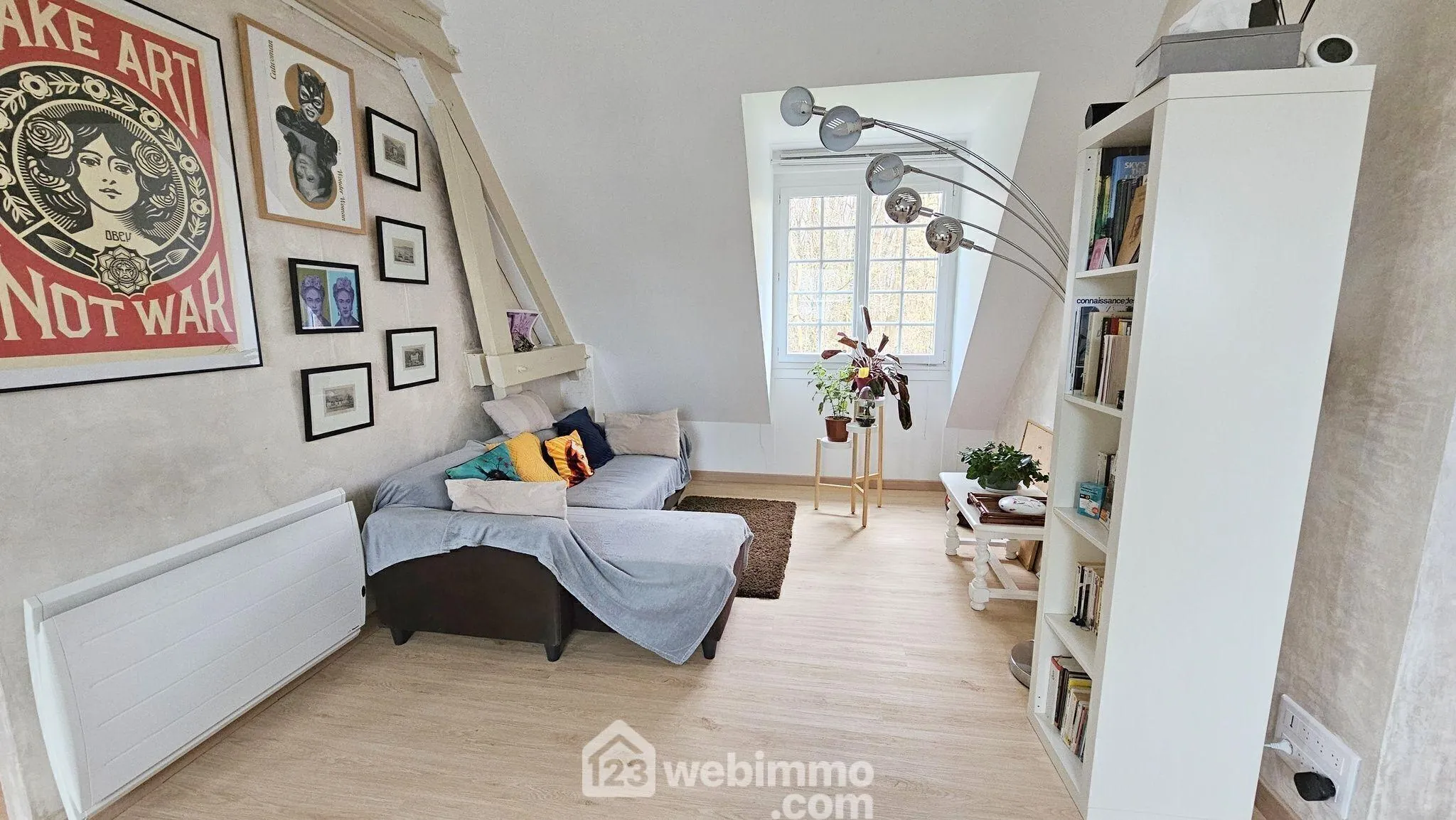 Appartement rénové de 62 m² à Fontainebleau avec parking et cave 