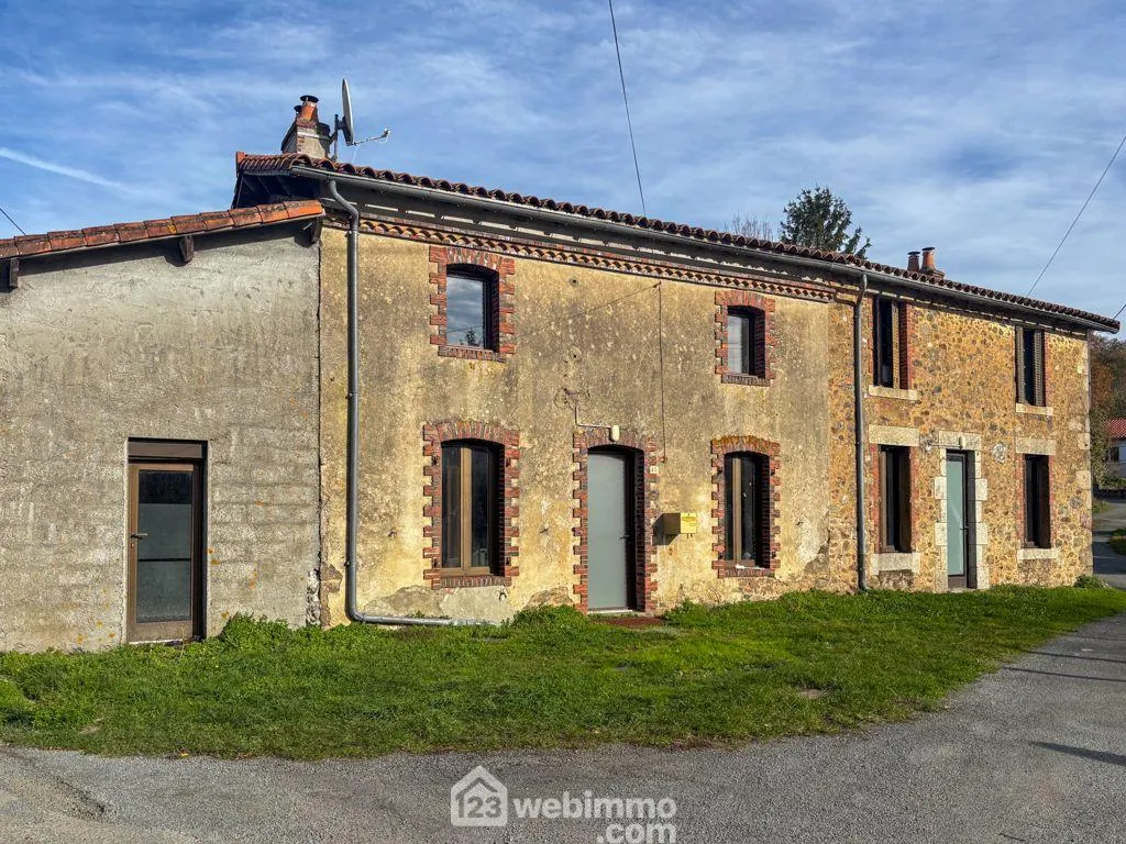 Maison en pierre à Sèvremont 185 m² à rénover pour investisseurs ou rénovateurs