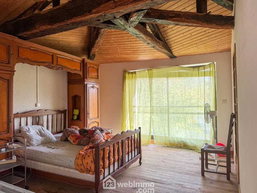 Maison en pierre à Sèvremont 185 m² à rénover pour investisseurs ou rénovateurs 