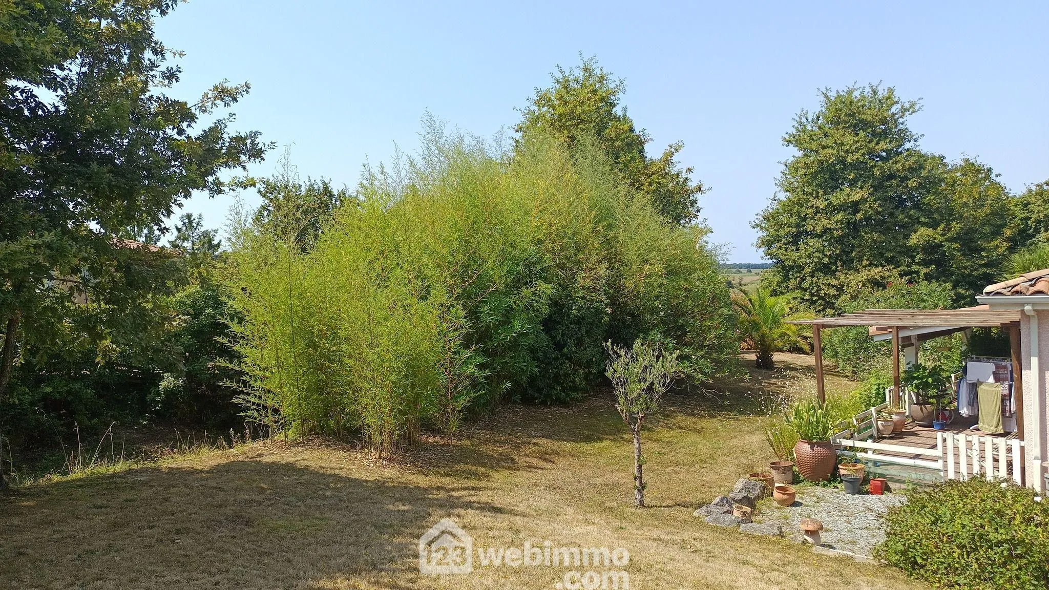 Charmante maison de plain-pied avec terrasse sud à Hagetmau 