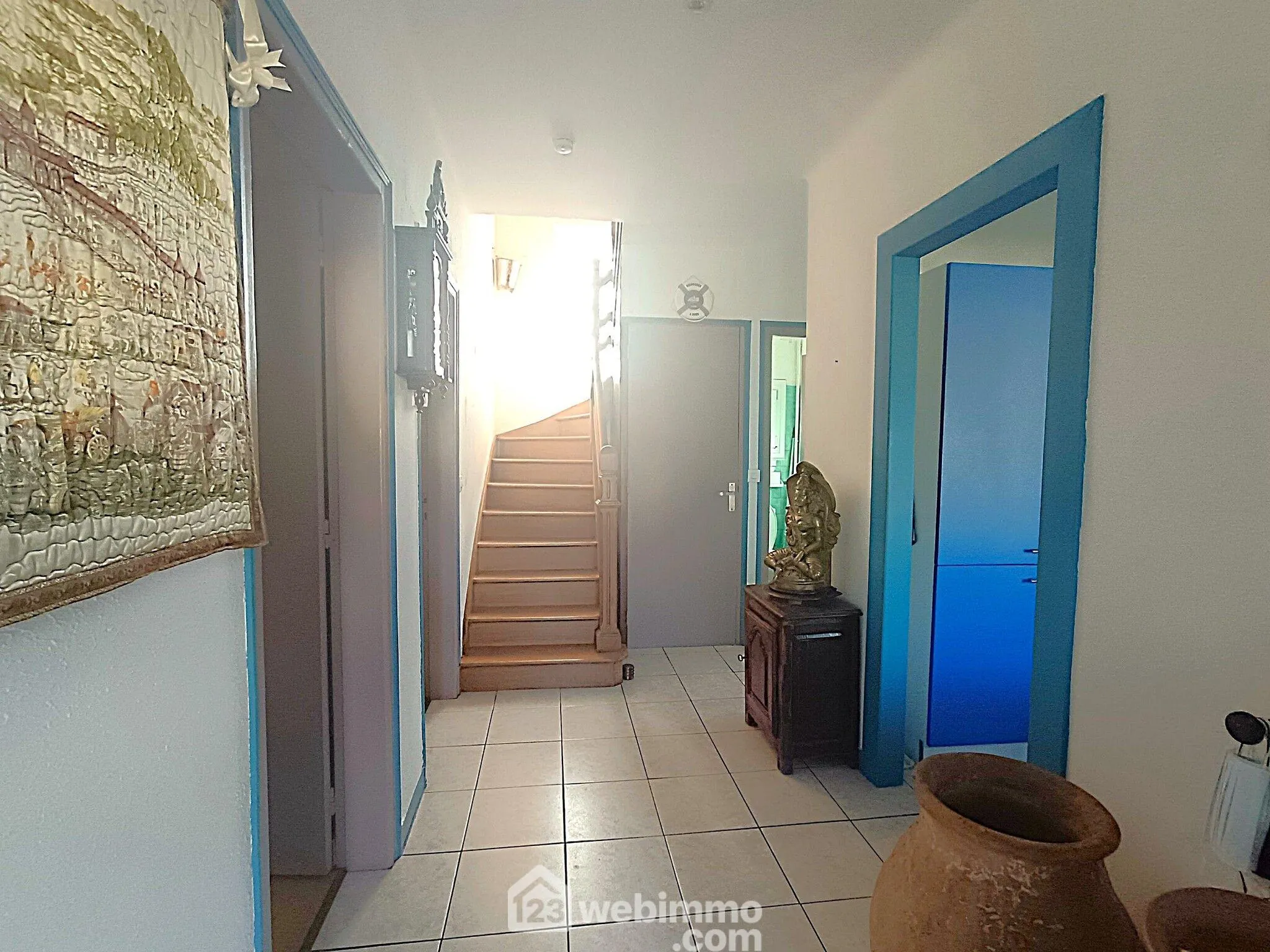 Charmante maison rénovée de 100 m² avec grand terrain à Pleumeur-Gautier 