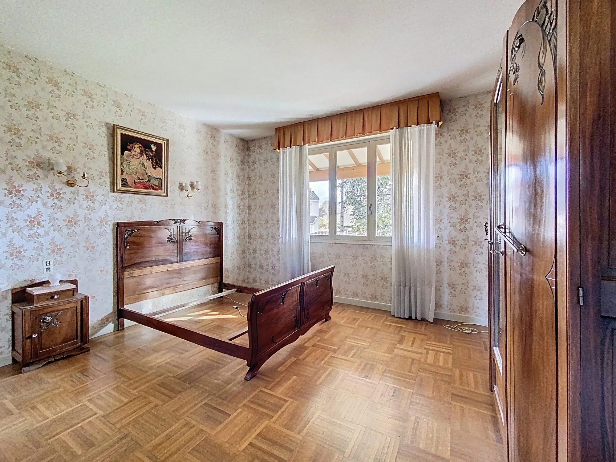 Maison individuelle à vendre à Albi avec grand terrain et potentiel de rénovation 