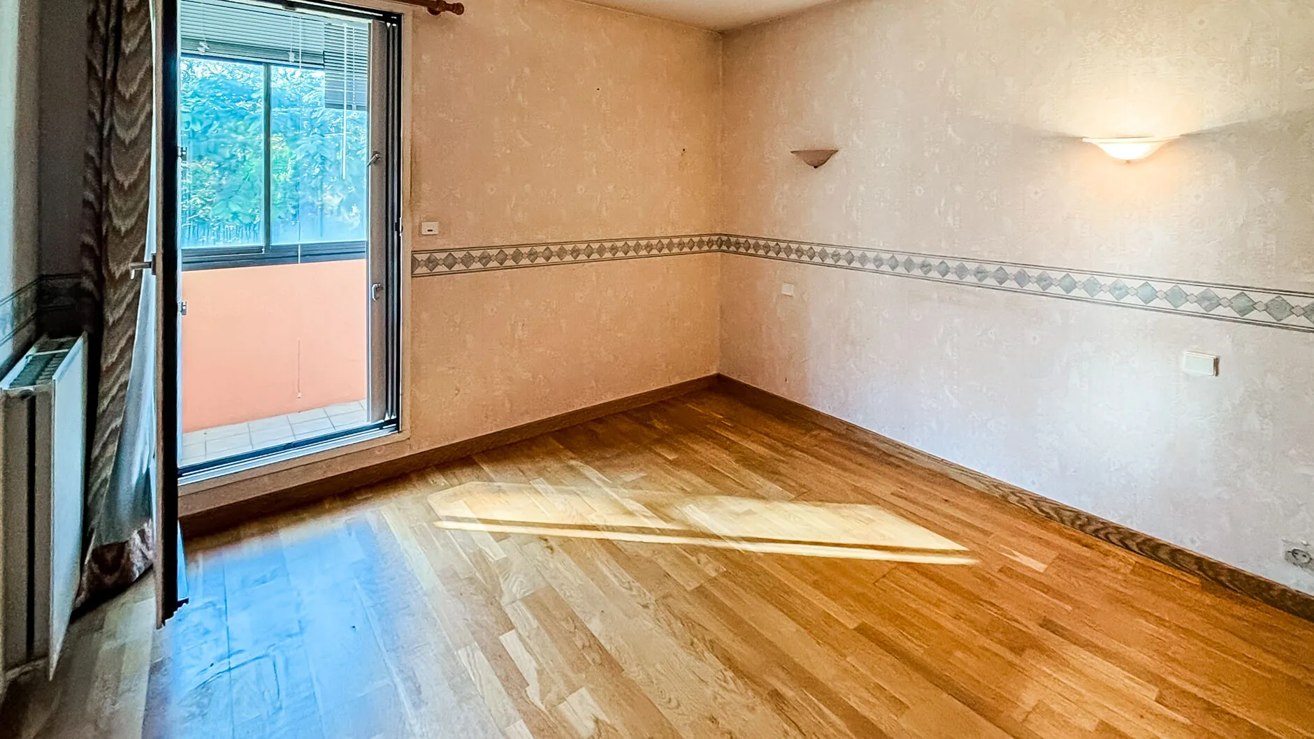 Appartement T2 à Bayonne avec vue forêt et garage en option 